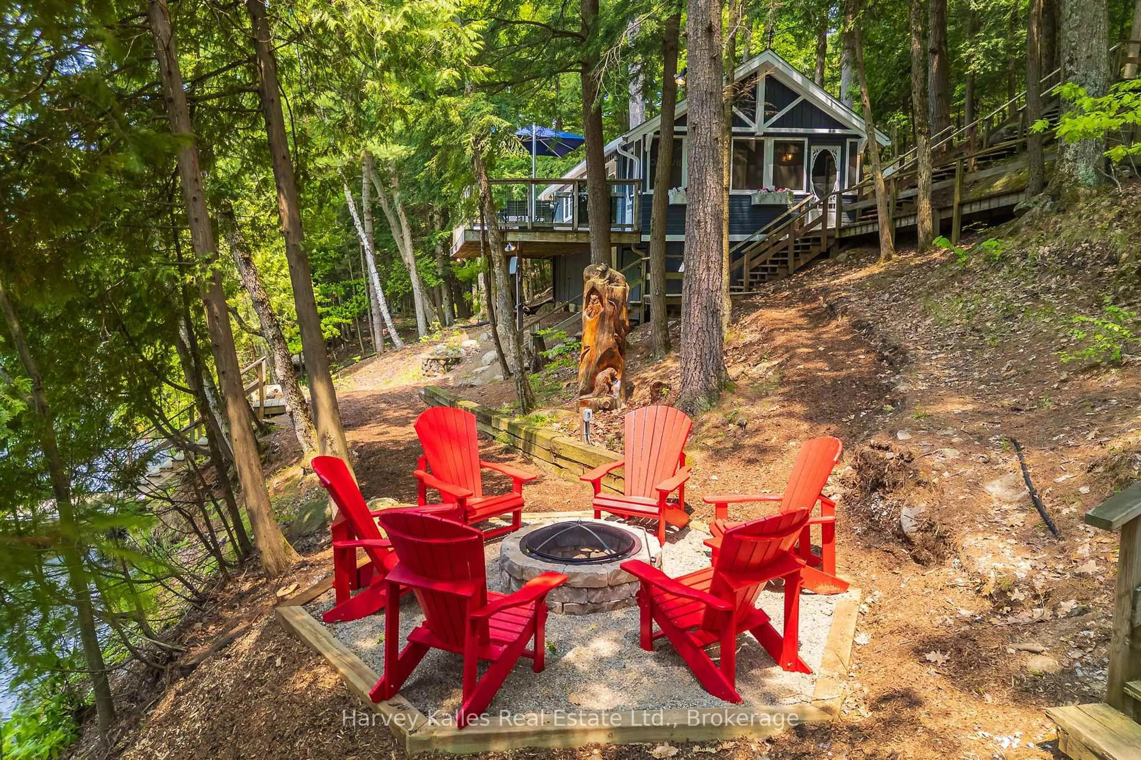 Patio, forest/trees view for 1062 Pennwood Rd #3, Muskoka Lakes Ontario P0B 1J0