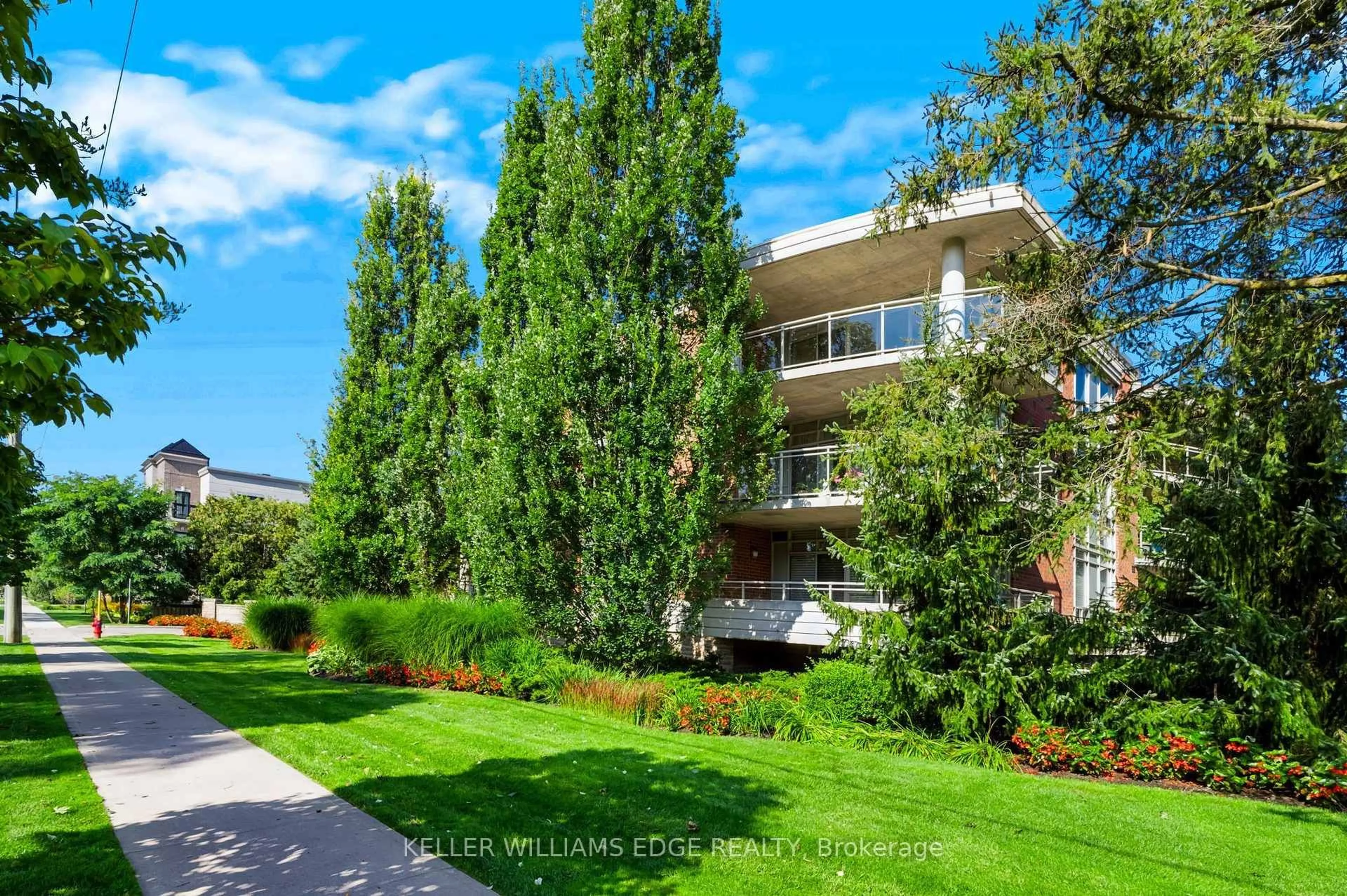 A pic from outside/outdoor area/front of a property/back of a property/a pic from drone, unknown for 125 Wilson St #301, Hamilton Ontario L9G 0B3