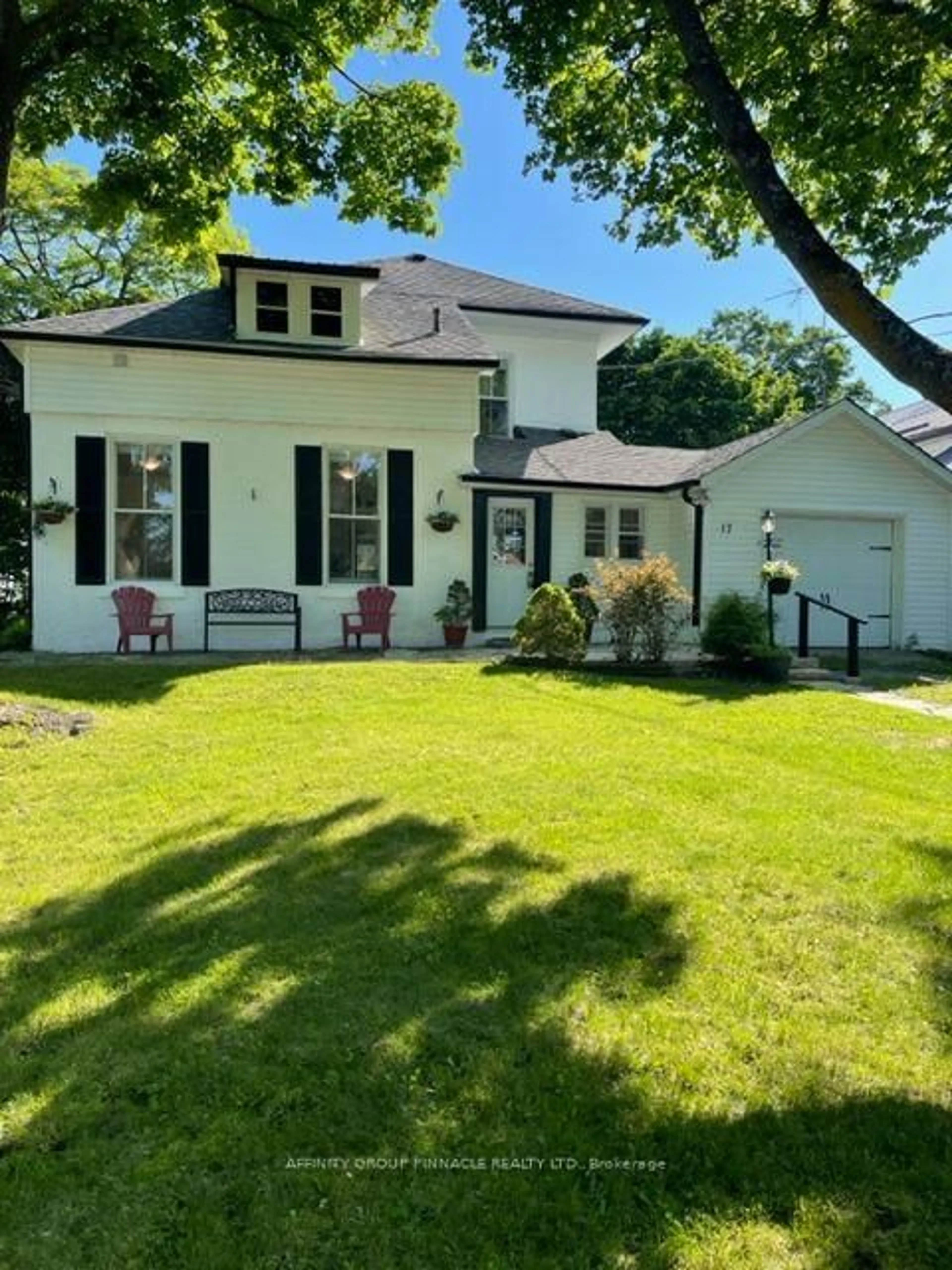 Home with vinyl exterior material, street for 17 Dodd St, Kawartha Lakes Ontario K0M 1N0
