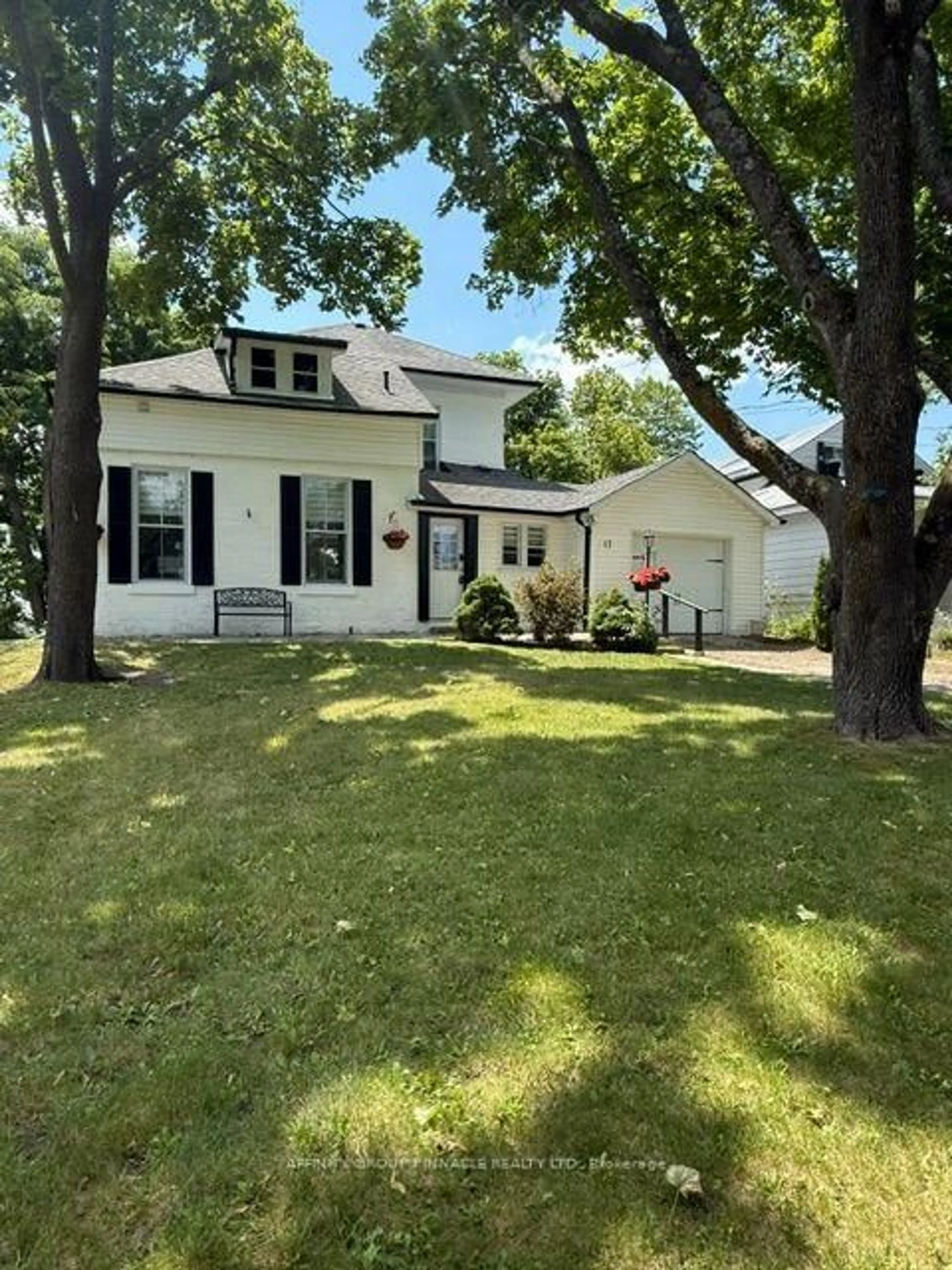 Unknown for 17 Dodd St, Kawartha Lakes Ontario K0M 1N0