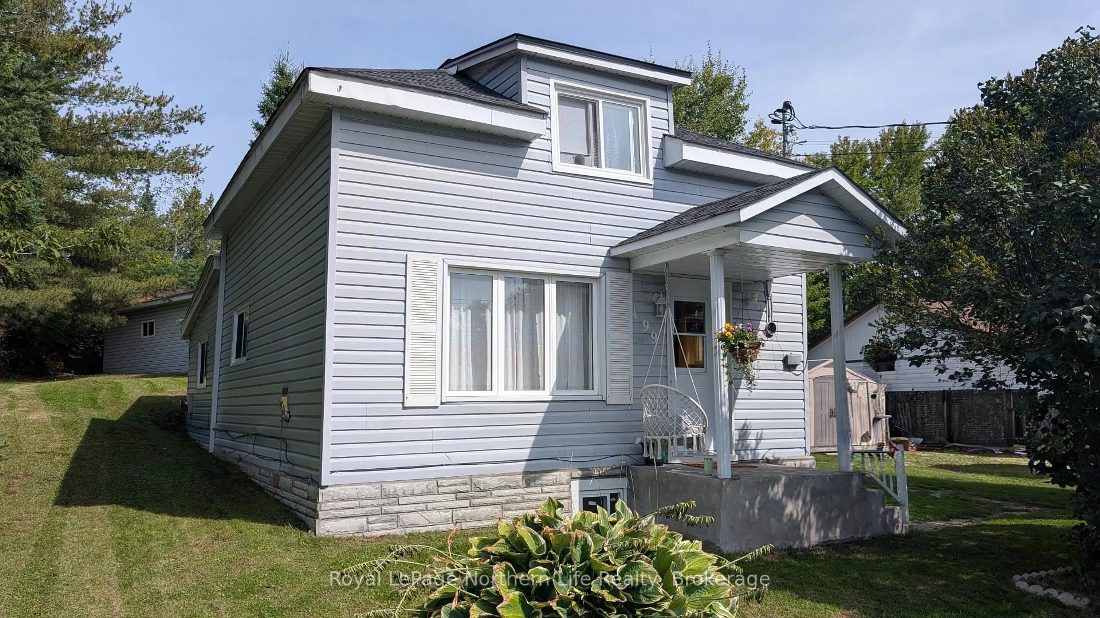Home with vinyl exterior material, street for 199 Lisgar St, West Nipissing Ontario P2B 3H9