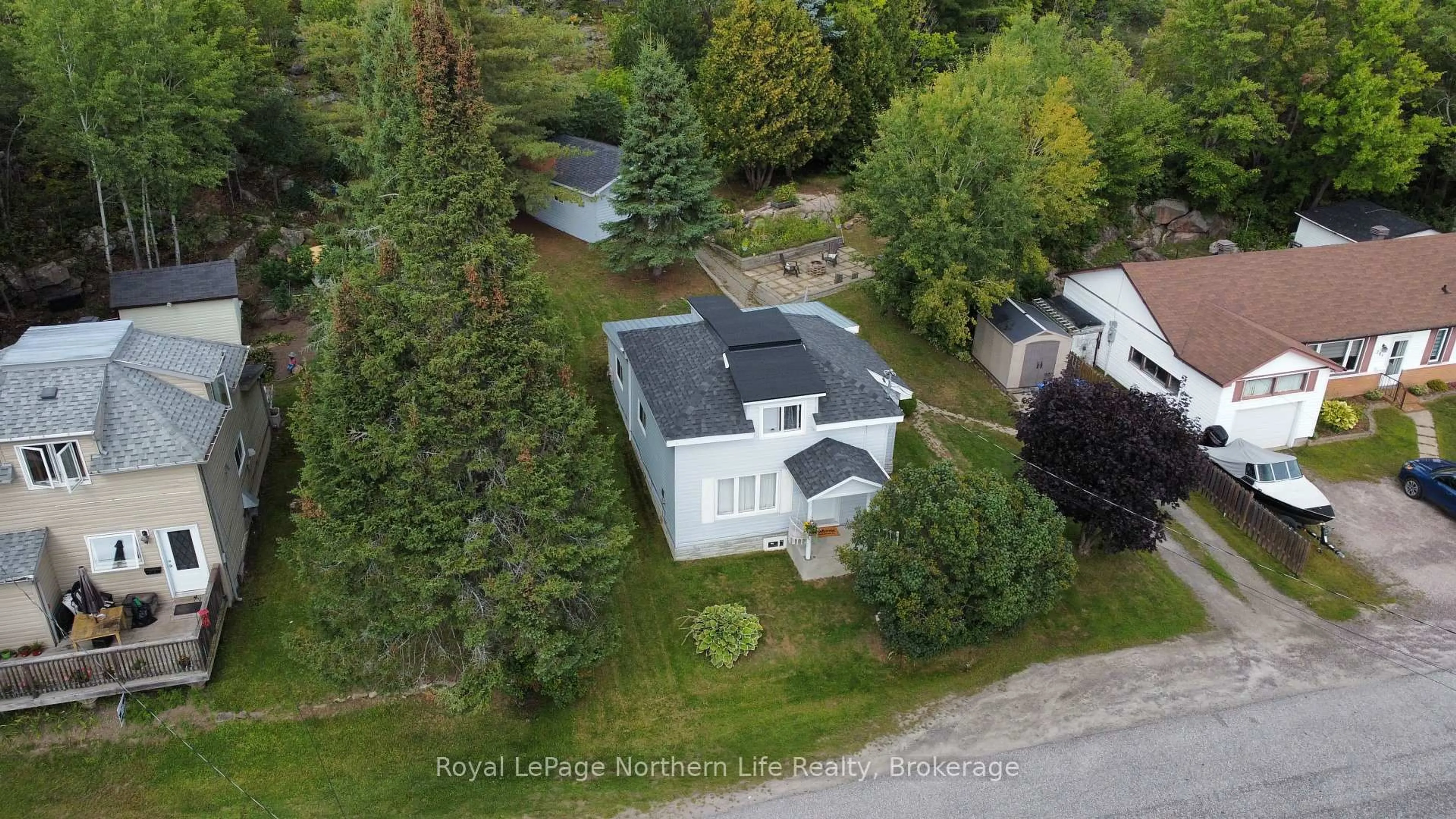 A pic from outside/outdoor area/front of a property/back of a property/a pic from drone, street for 199 Lisgar St, West Nipissing Ontario P2B 3H9