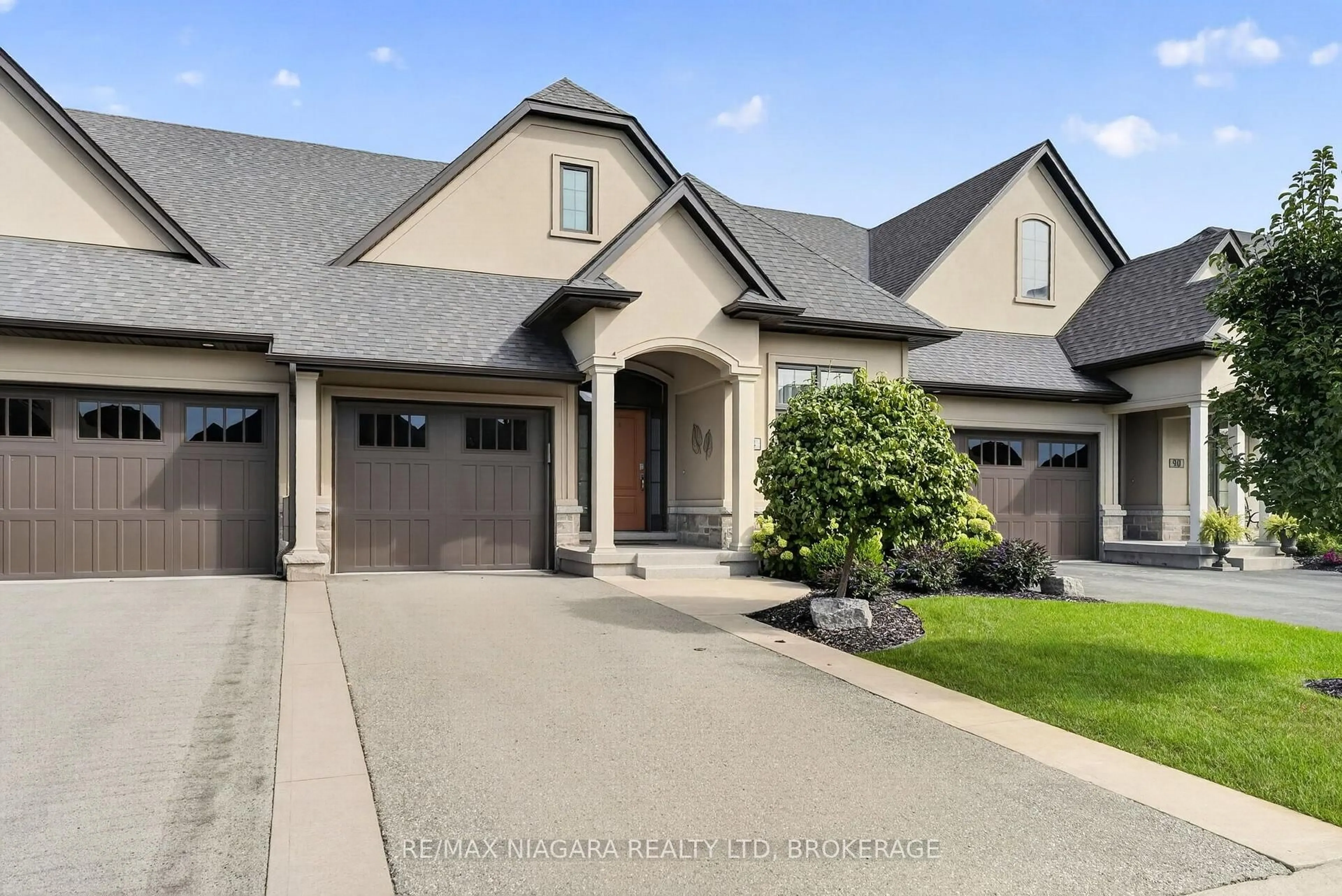 Home with brick exterior material, street for 84 Ganton Tr, Welland Ontario L3B 0C9