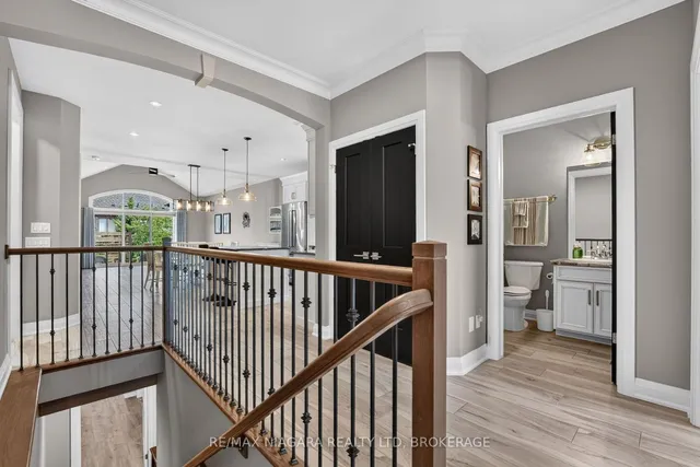 84 Ganton Tr, Welland 5