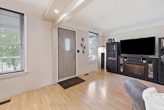 144 Campbell Ave, Hamilton 4