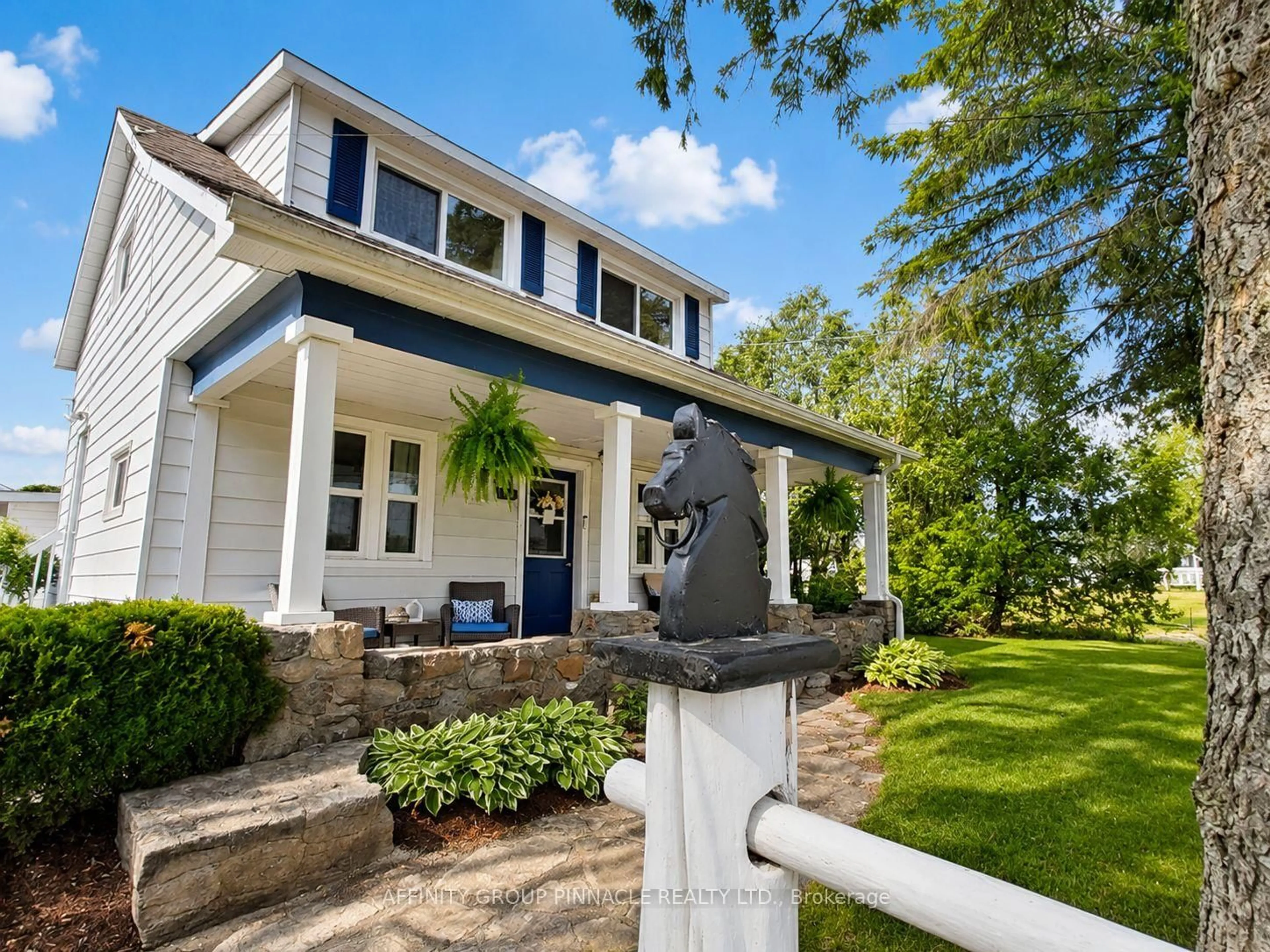 Home with vinyl exterior material, unknown for 15 Prince St, Kawartha Lakes Ontario K0M 1A0