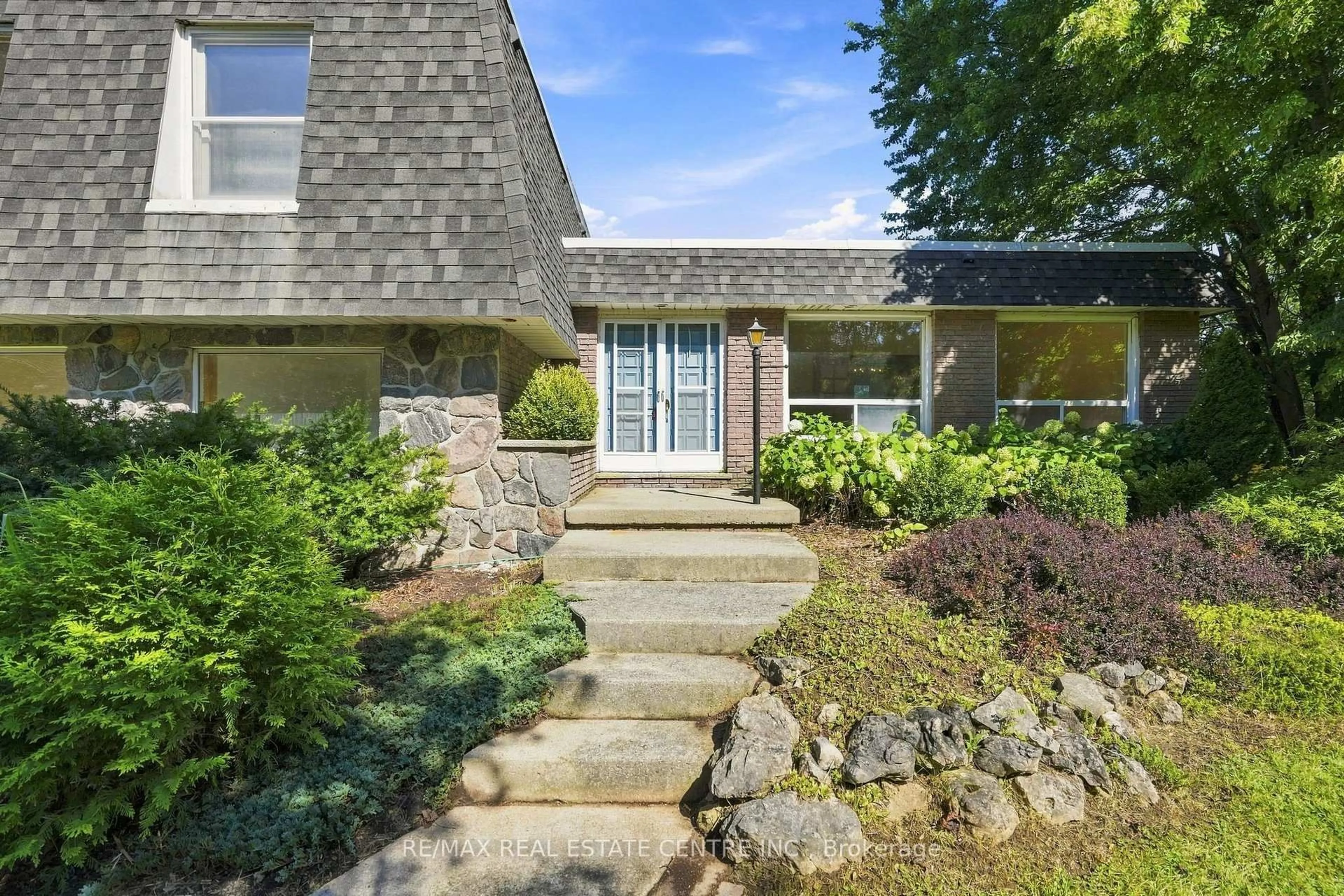 Unknown for 26 Maplewood Dr, Amaranth Ontario L9V 3N6