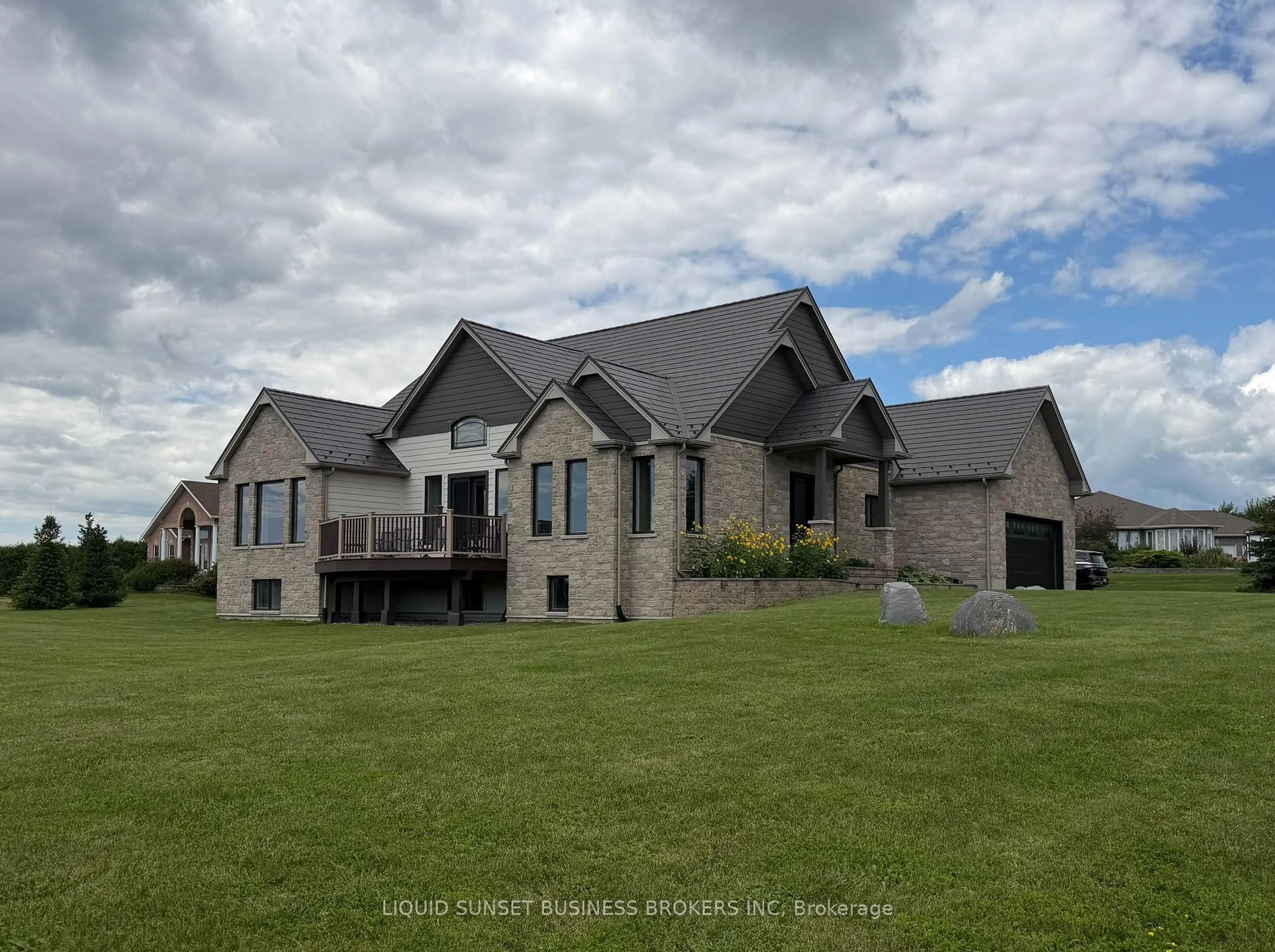 Home with vinyl exterior material, unknown for 103 Binnacle View Dr, Gananoque Ontario K7G 2V5