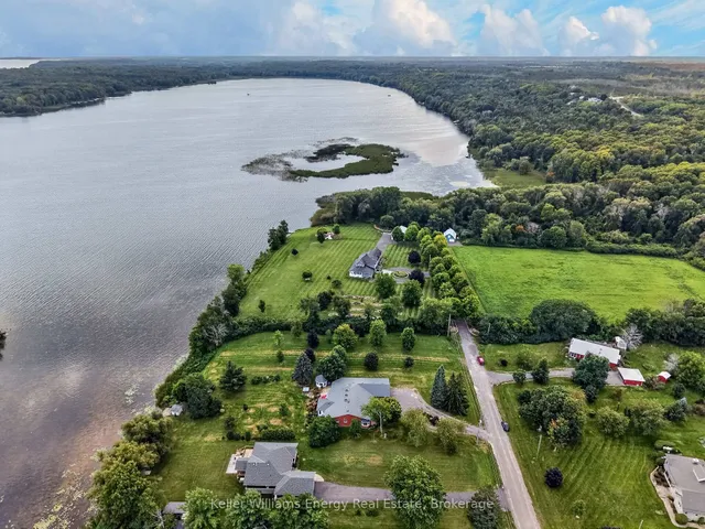 89 Smith's Bay Ave, Prince Edward County 2