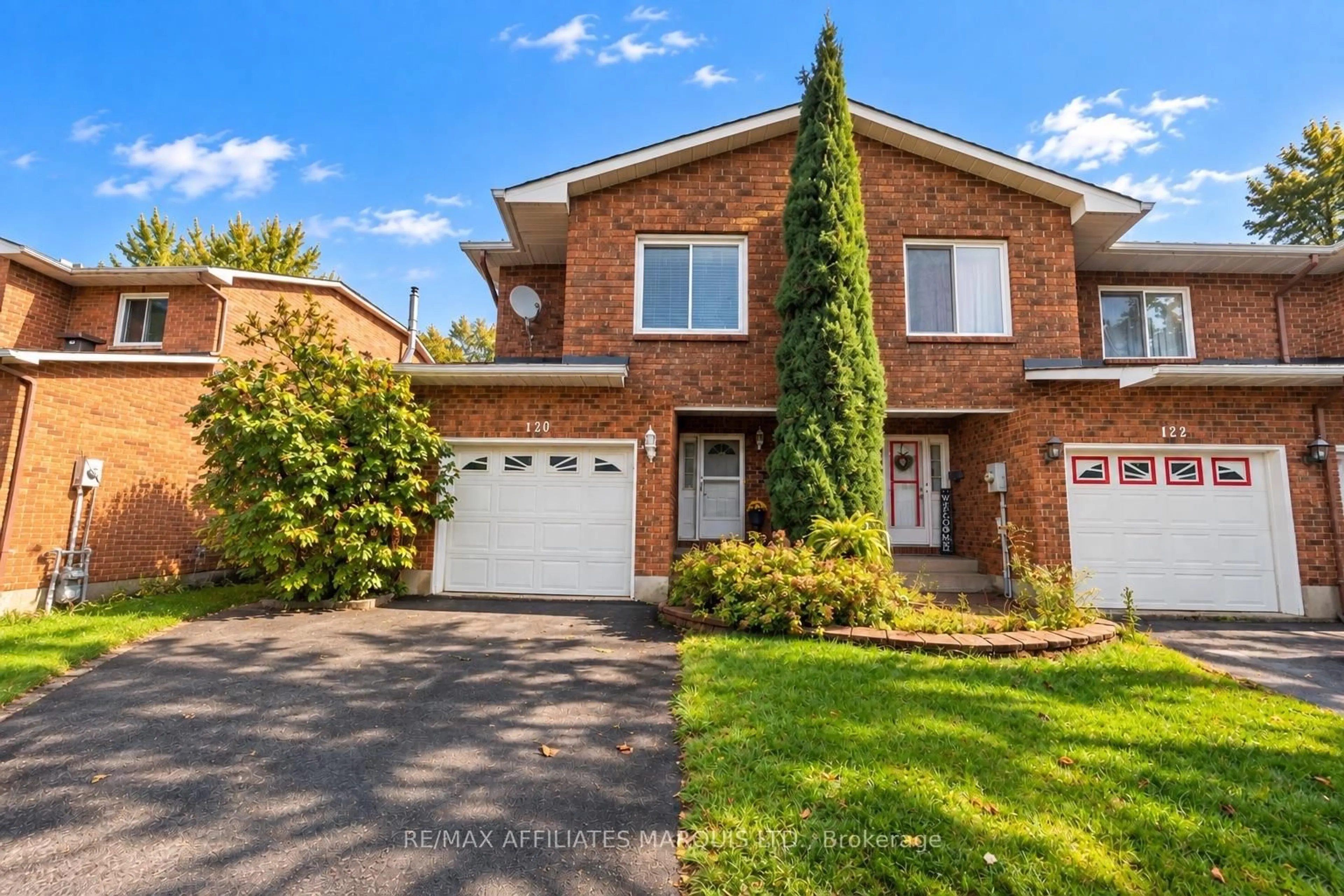 Home with brick exterior material, street for 120 Heritage Pl, Cornwall Ontario K6J 5V5