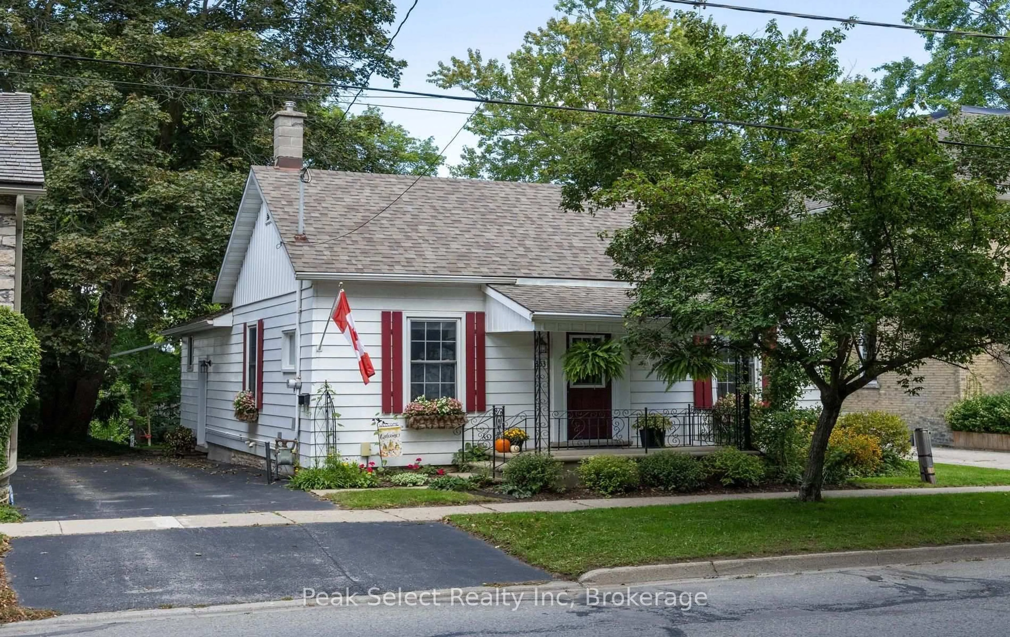 Home with vinyl exterior material, street for 353 Queen St, St. Marys Ontario N4X 1B8