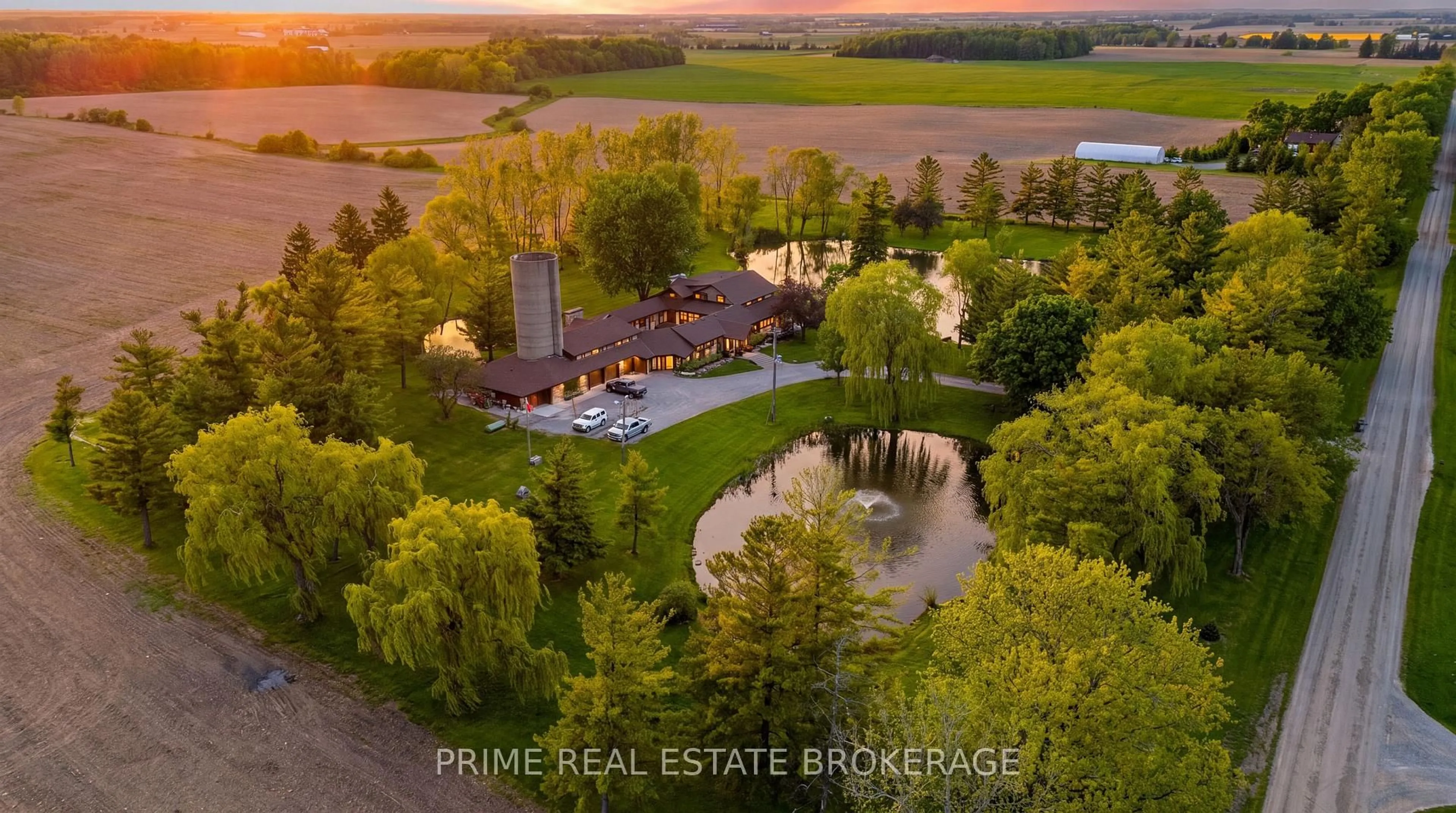 A pic from outside/outdoor area/front of a property/back of a property/a pic from drone, water/lake/river/ocean view for 10096 Charlton Dr, Middlesex Centre Ontario N0M 1P0