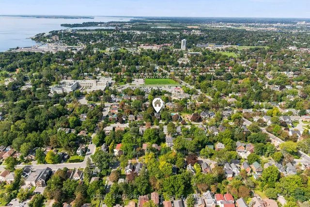 32 Kensington Ave, Kingston 3