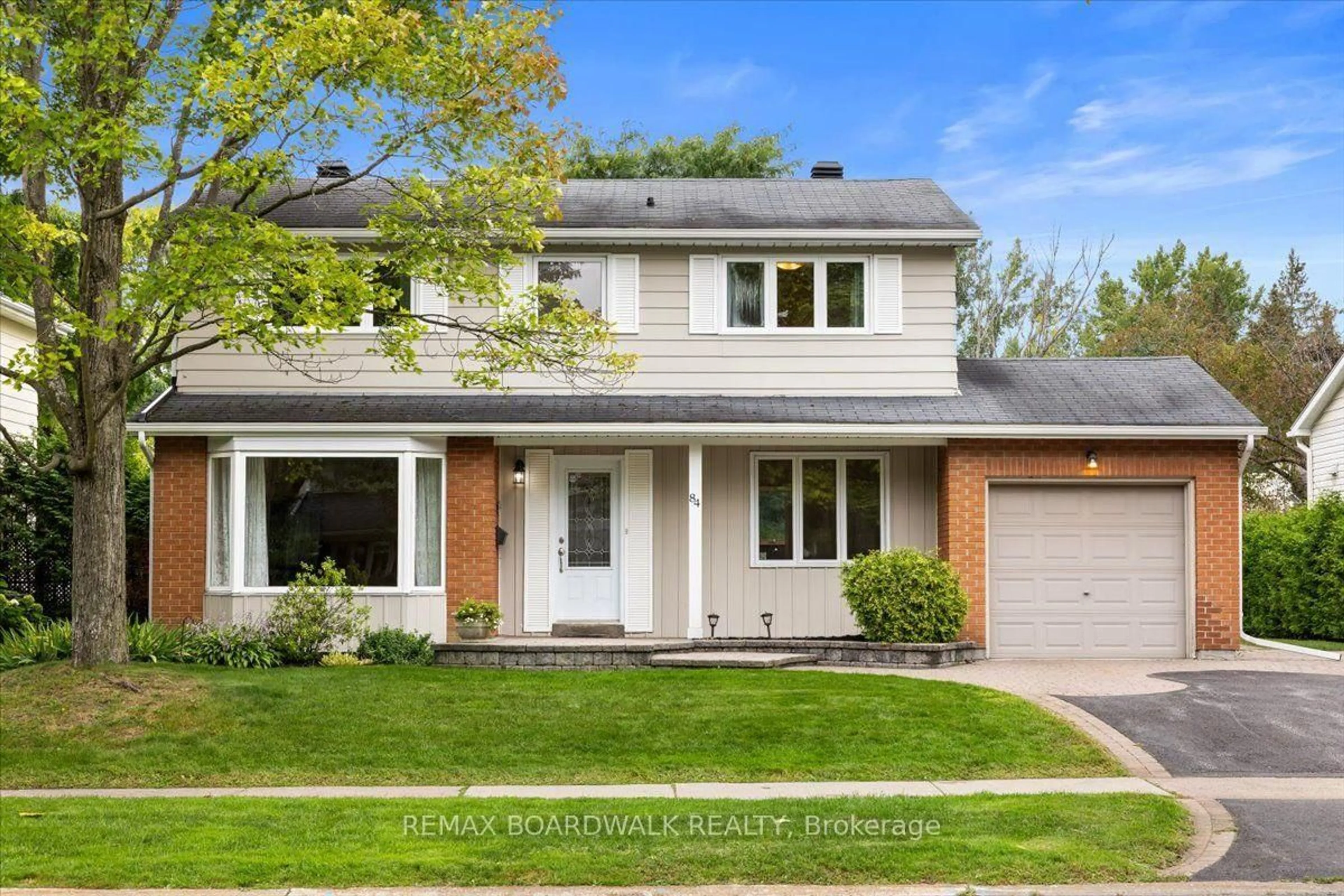 Home with brick exterior material, street for 84 Westpark Dr, Ottawa Ontario K1B 3E8