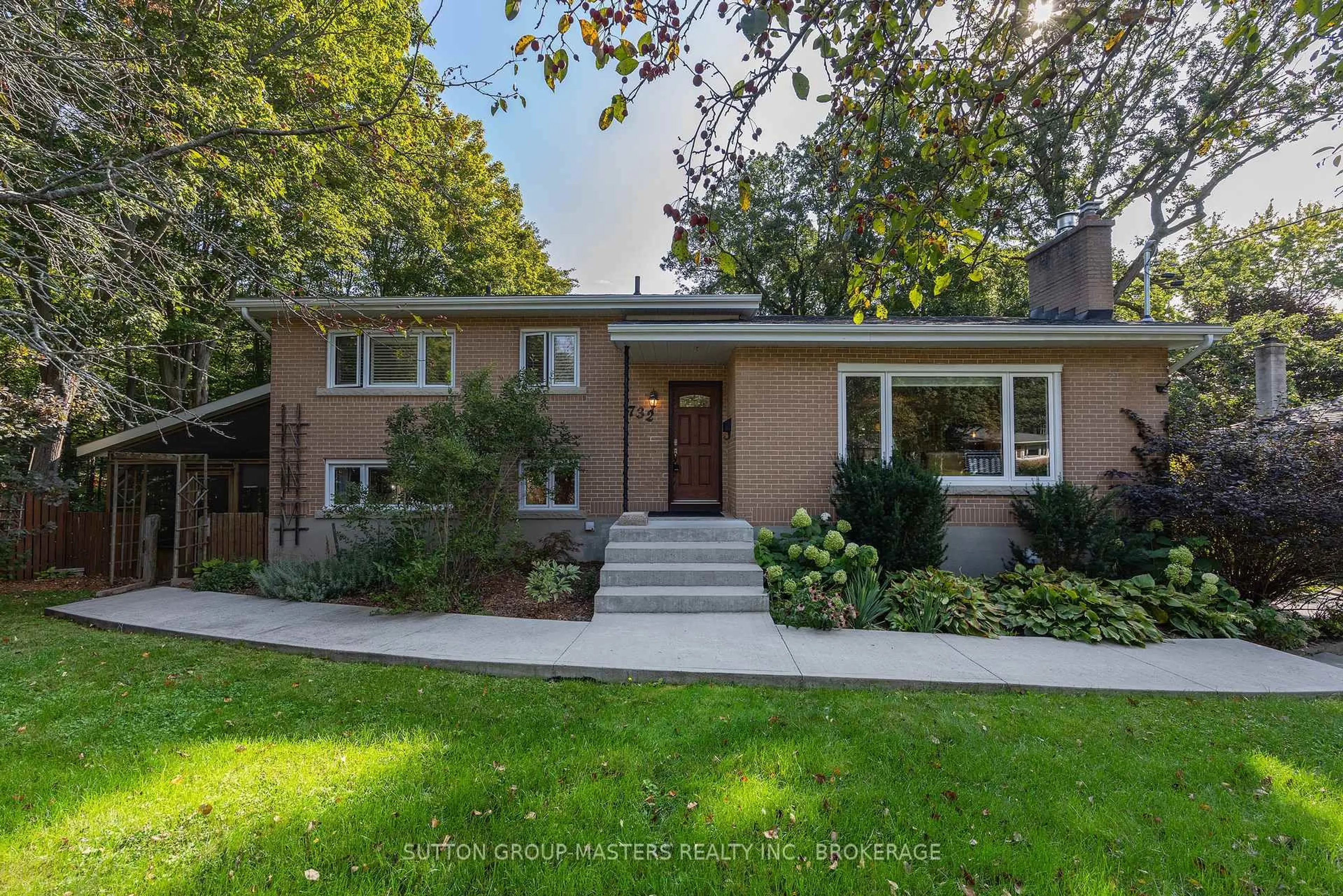 Home with brick exterior material, street for 732 Centre St, Kingston Ontario K7M 5E4