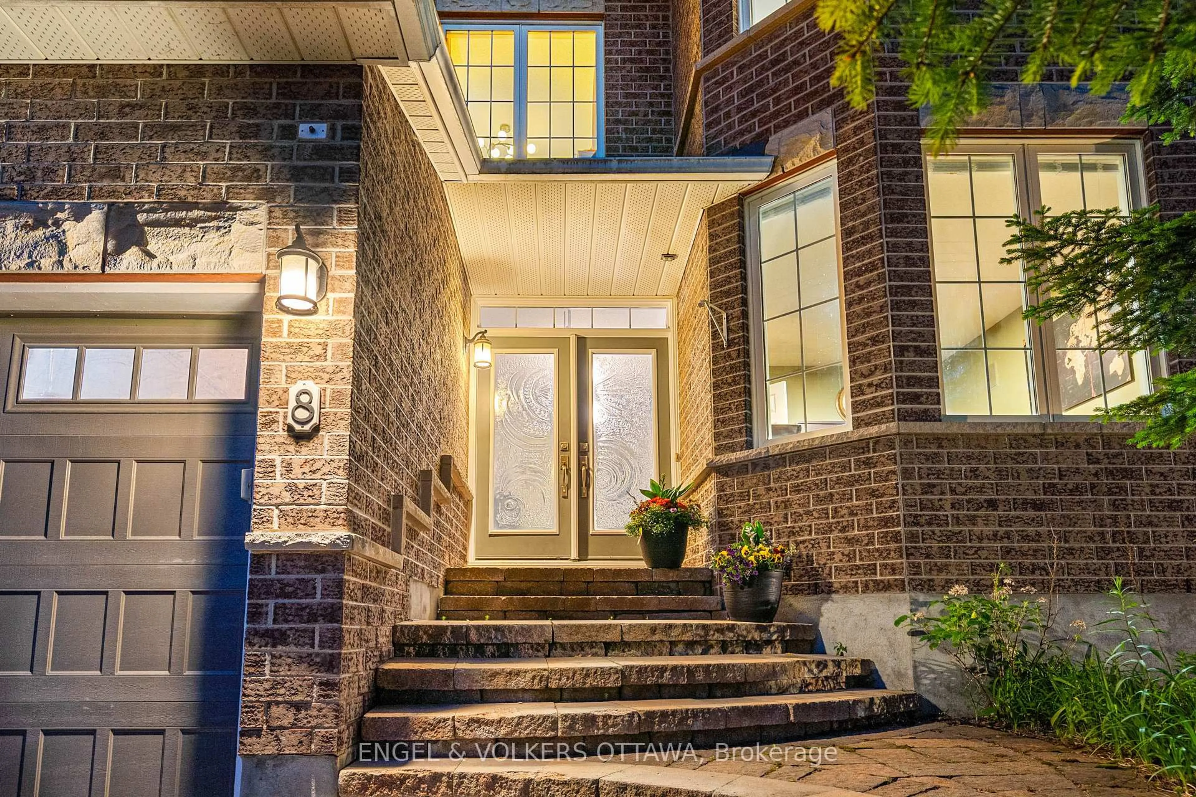Unknown for 8 Glenrill Pl, Ottawa Ontario K2M 2T6