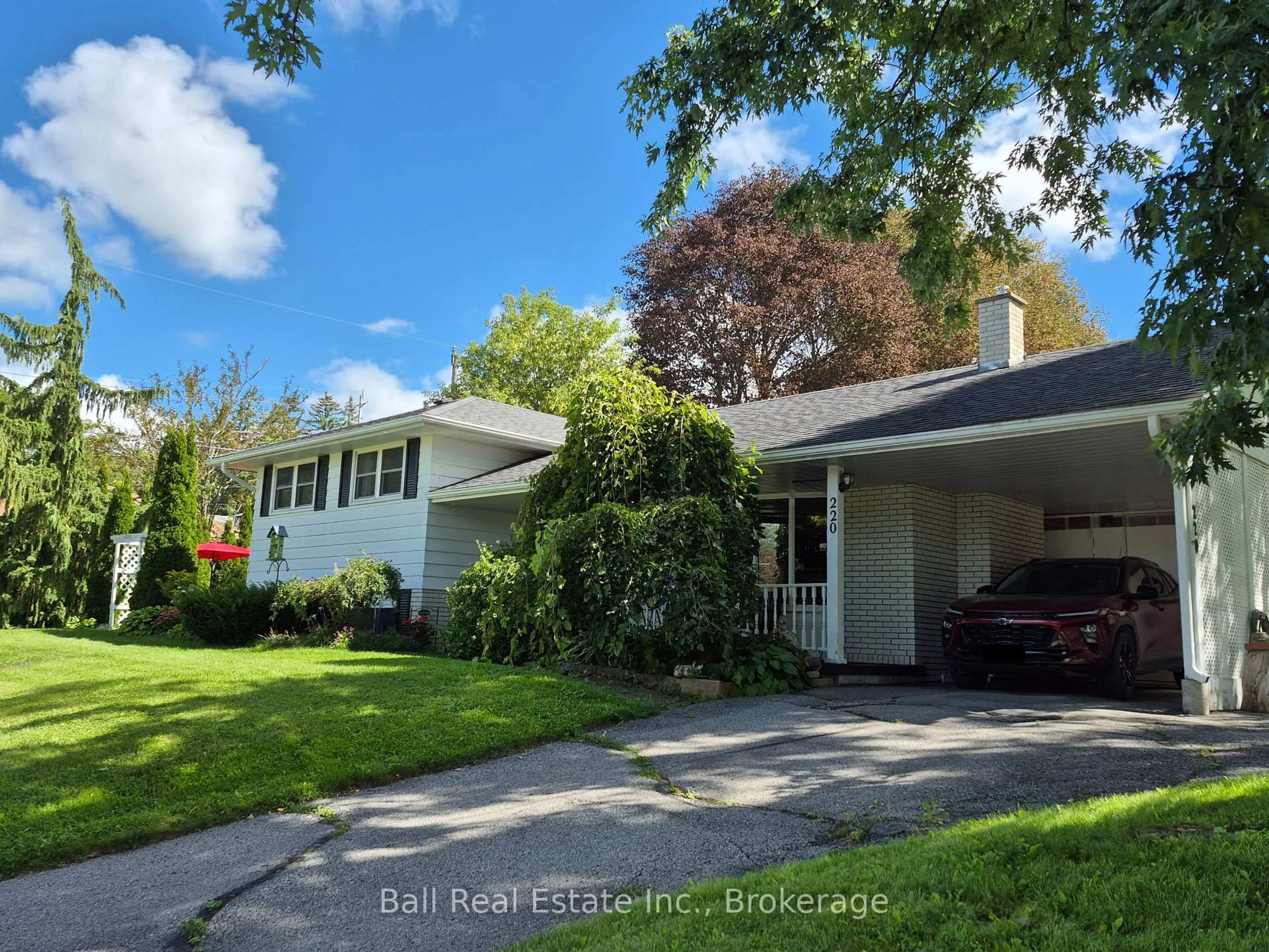 Home with vinyl exterior material, street for 220 Ireton St, Trent Hills Ontario K0L 1L0