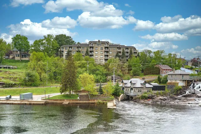 24 Ontario St #403, Bracebridge 3