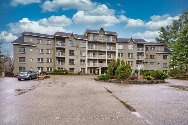 24 Ontario St #403, Bracebridge 5