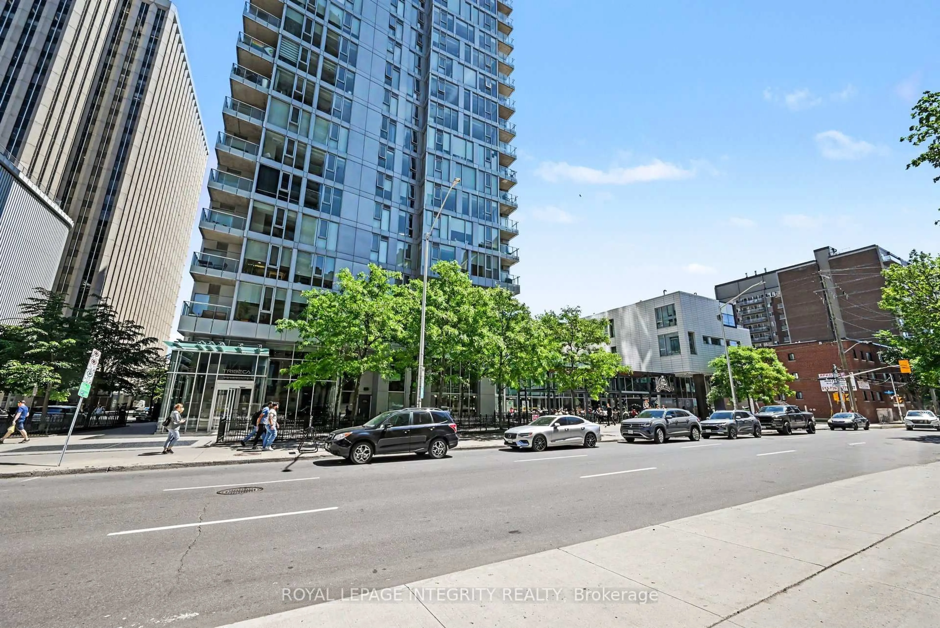 Patio, unknown for 179 Metcalfe St #1306, Ottawa Ontario K2P 1P7