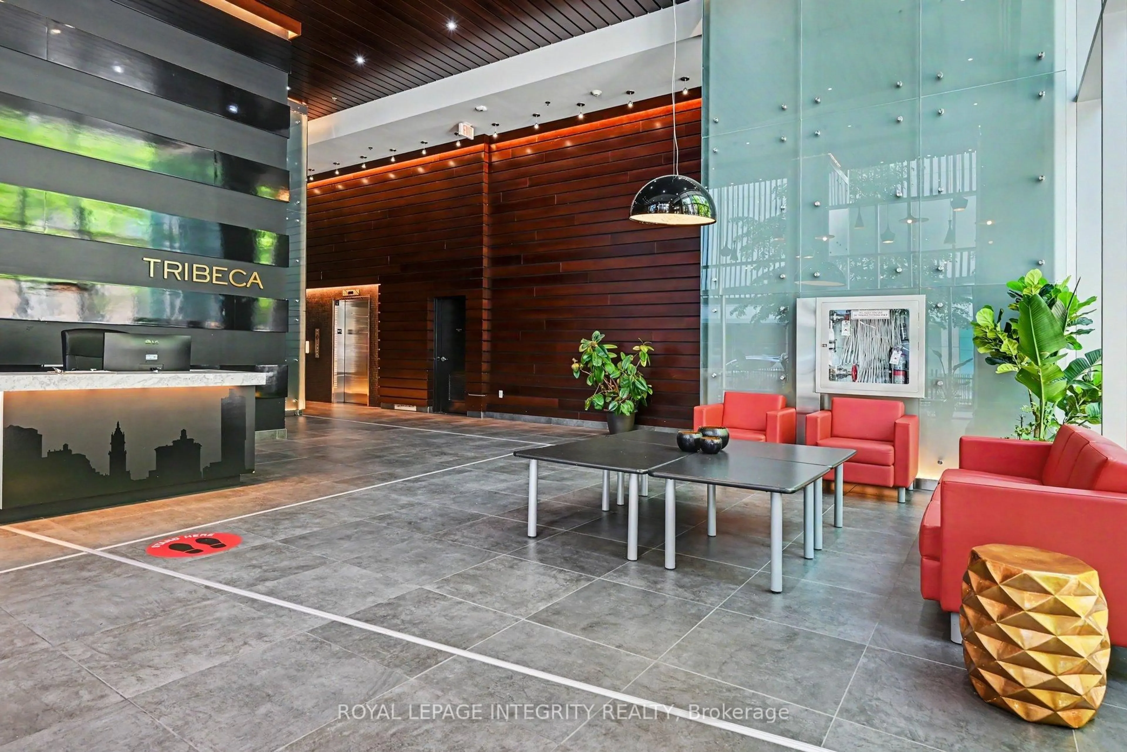 Lobby for 179 Metcalfe St #1306, Ottawa Ontario K2P 1P7