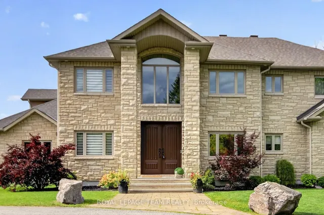 1425 Balmoral Dr, Ottawa 2