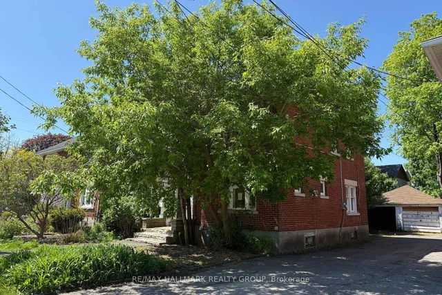 142 Clarendon Ave, Ottawa 2
