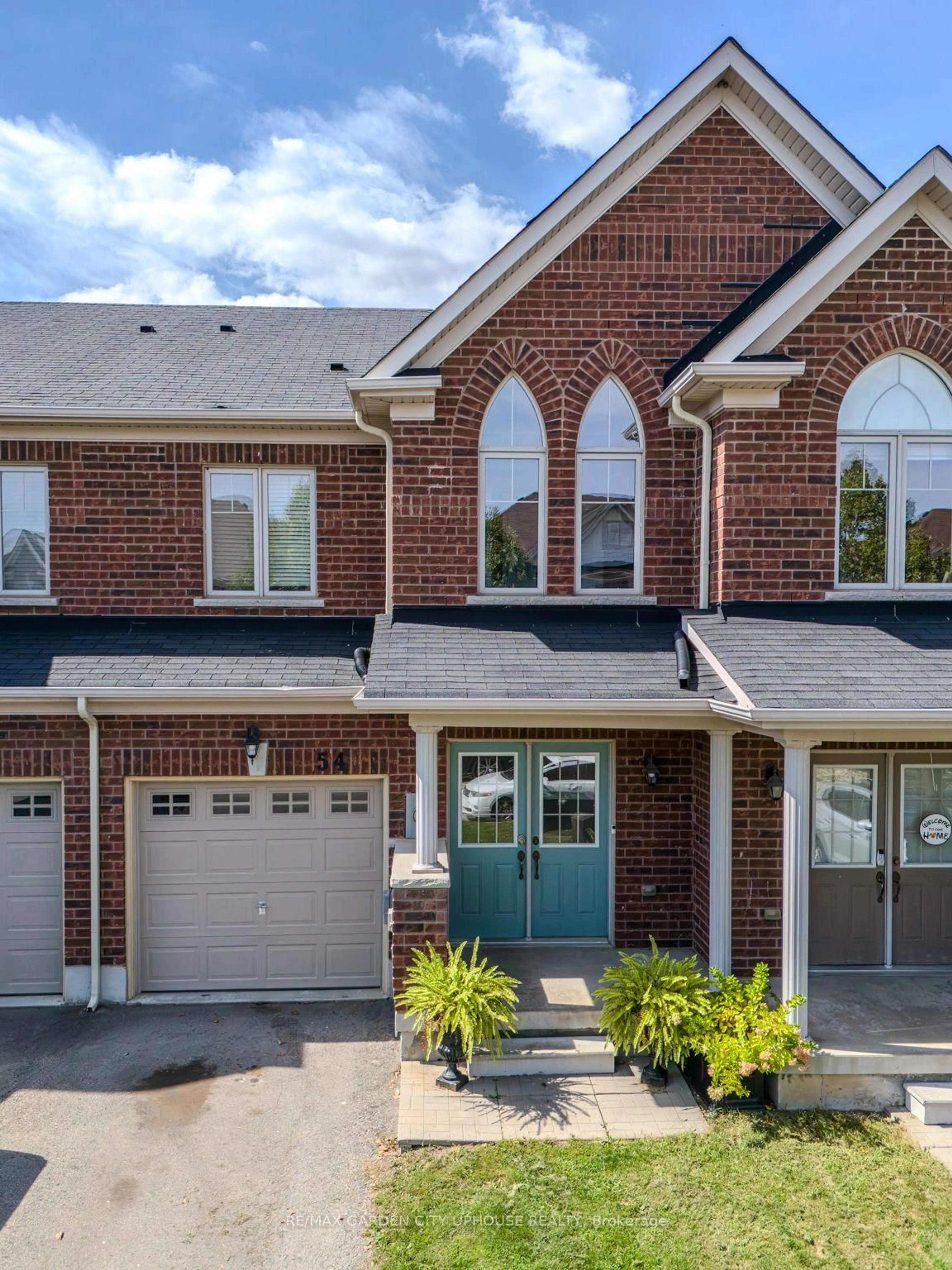 Home with brick exterior material, street for 54 Keith Cres, Niagara-on-the-Lake Ontario L0S 1J0