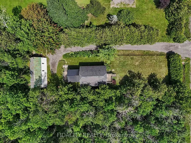 6811 Flewellyn Rd, Ottawa 2