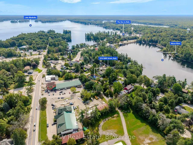 1016 Mill St, Muskoka Lakes 5