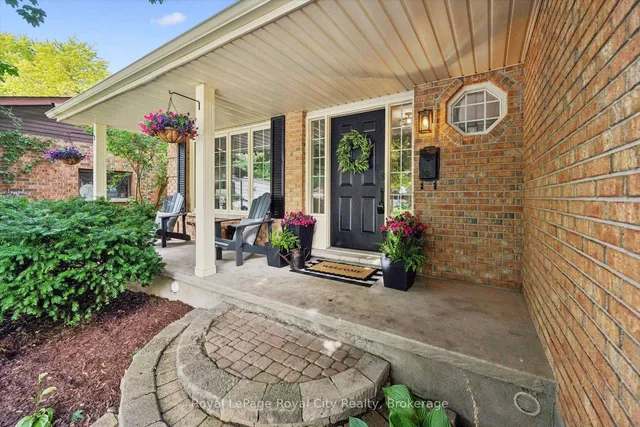 17 Sugarbush Pl, Guelph 3