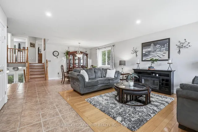 125 Langlaw Dr, Cambridge 5
