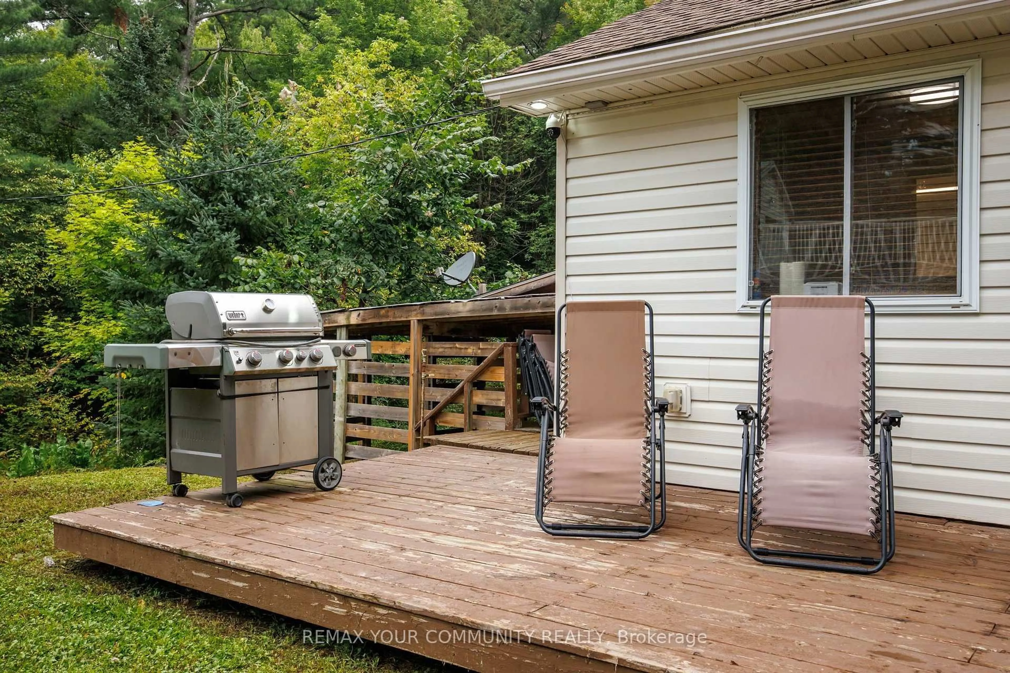 Patio, unknown for 1491 Brunel Rd, Huntsville Ontario P1H 2J3