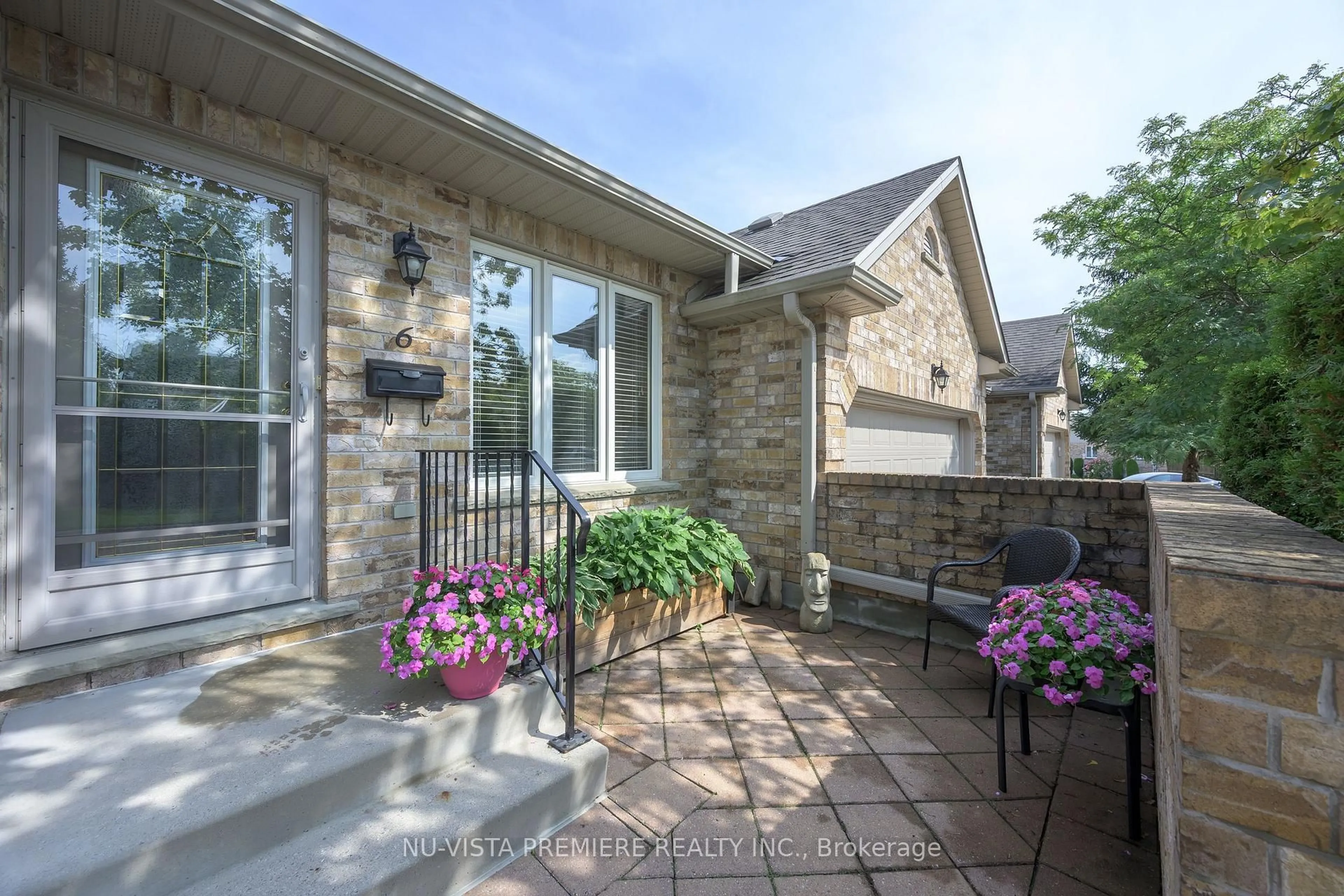 Unknown for 572 Thistlewood Dr #6, London North Ontario N5X 4N6