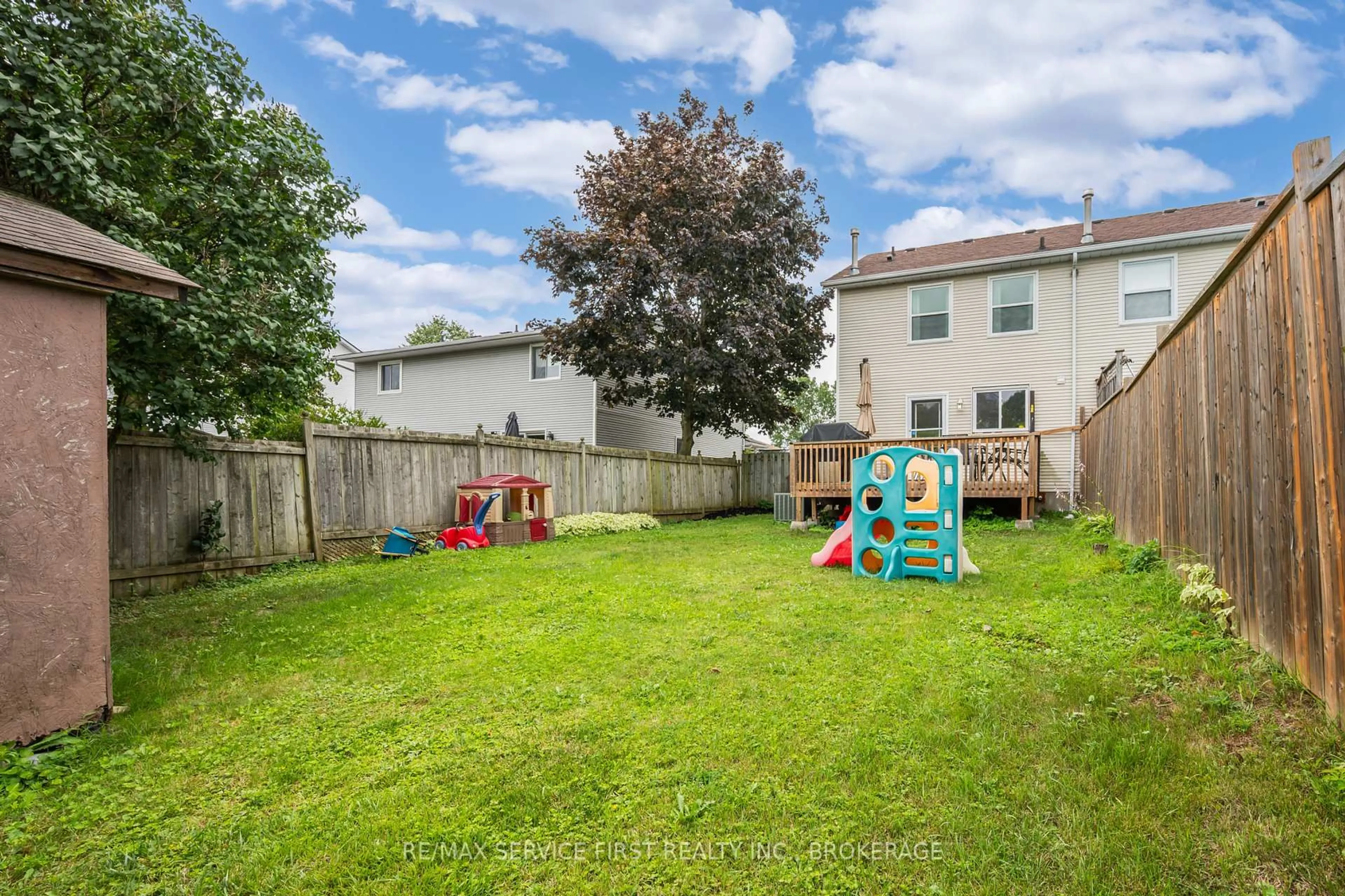 Patio, street for 53 MCKEOWN Cres, Loyalist Ontario K7N 1Y4