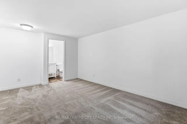 683 Windermere Rd #16, London North 3