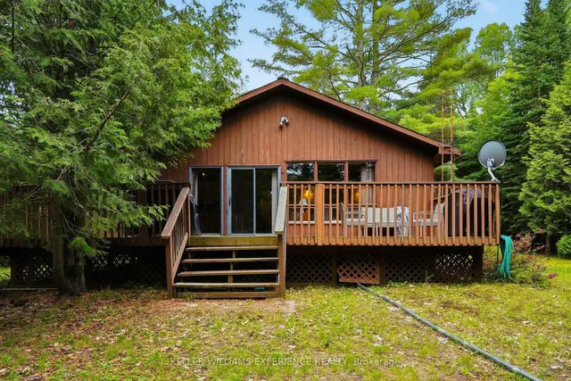1689 Braeloch Rd, Algonquin Highlands 2