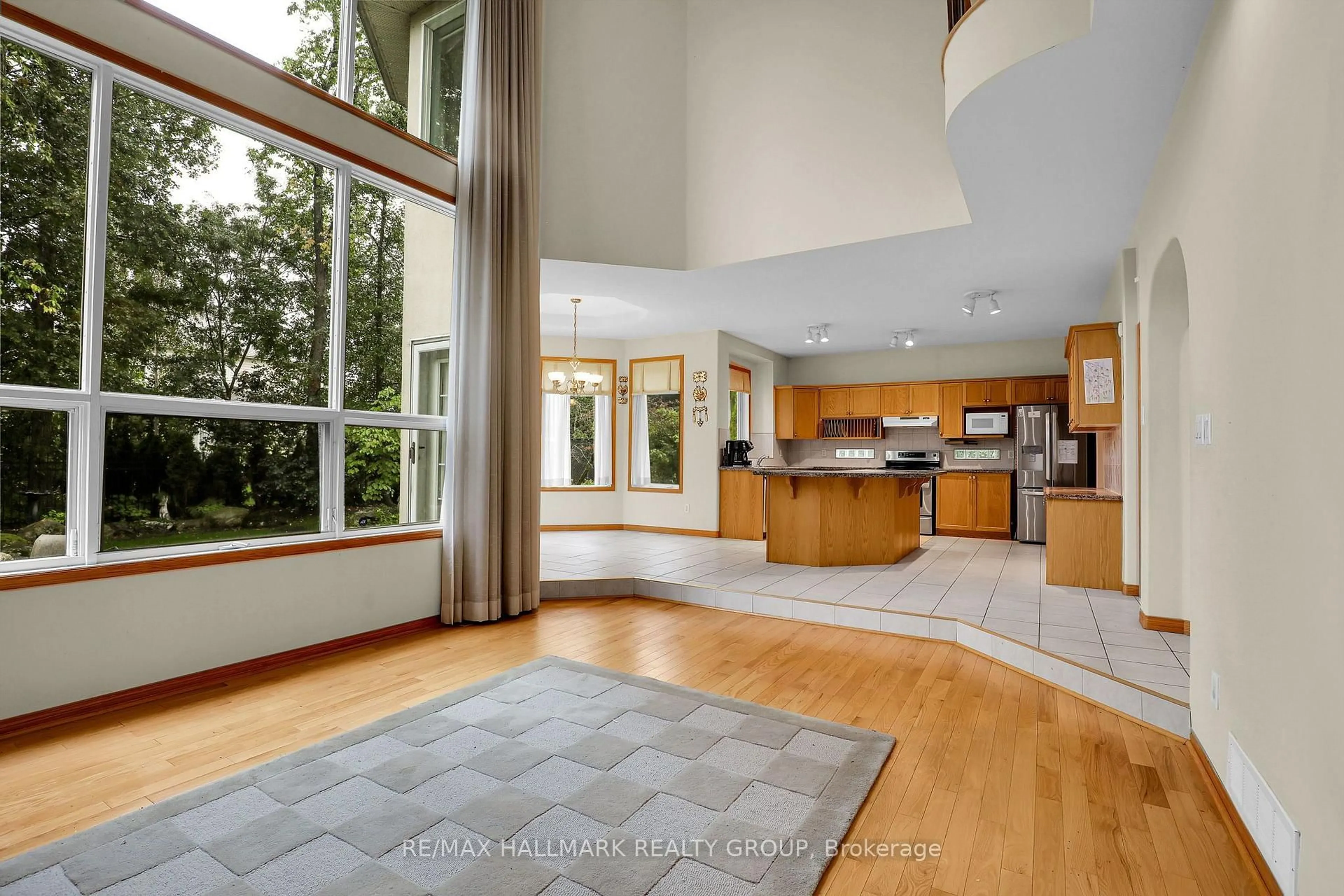 Open concept kitchen, ceramic/tile floor for 11 Riverstone Dr, Ottawa Ontario K2J 4X7