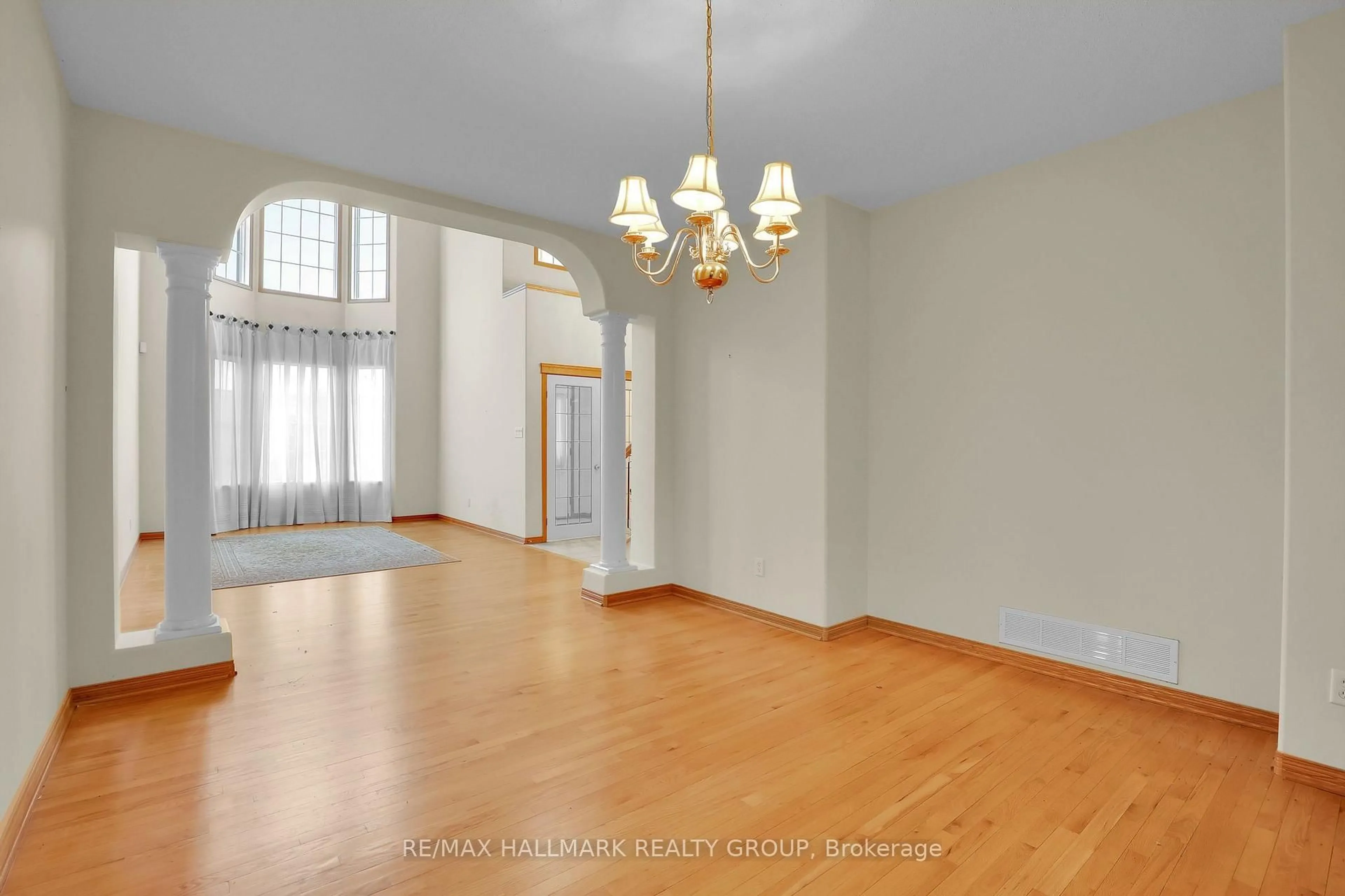 Unknown for 11 Riverstone Dr, Ottawa Ontario K2J 4X7