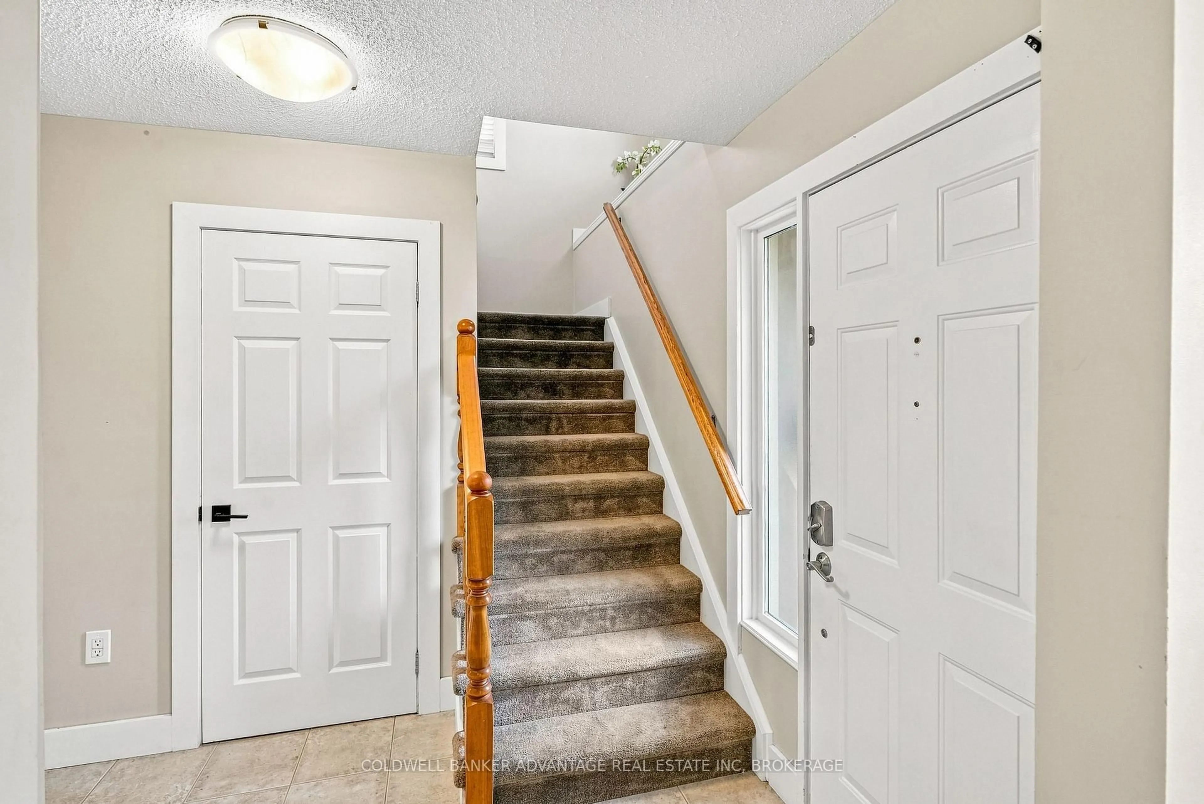 Unknown for 39 Dundee Dr, St. Catharines Ontario L2P 3S9