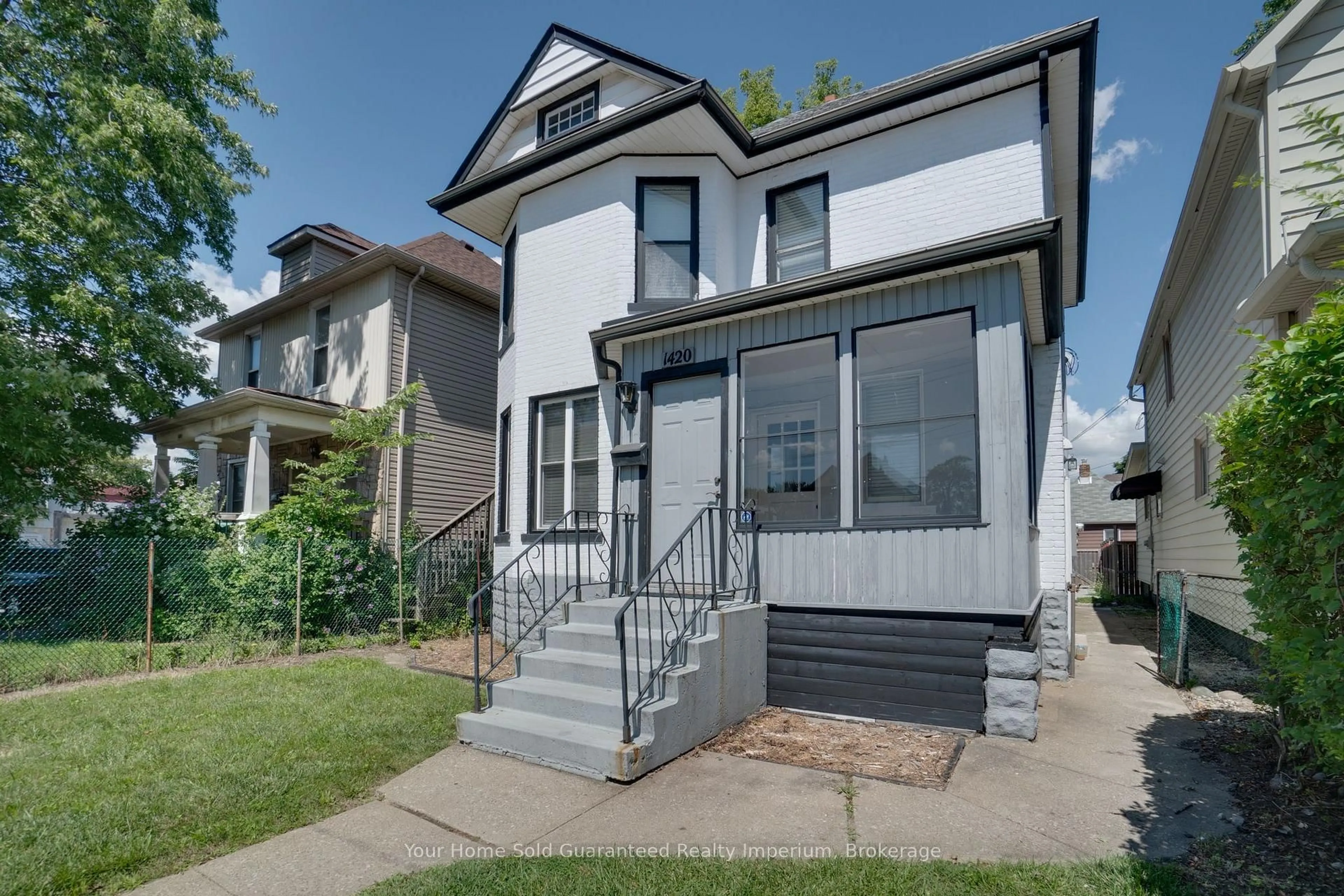 Unknown for 1420 University Ave, Windsor Ontario N9B 1B7