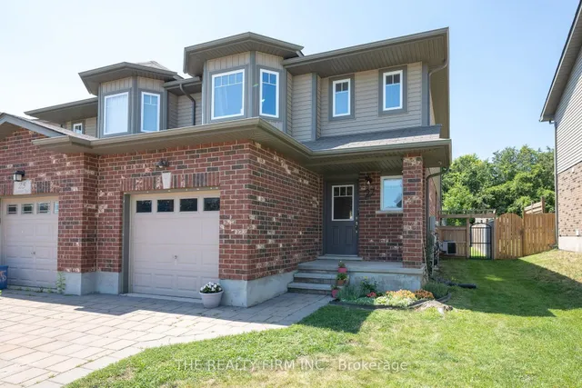 27 Leesboro Tr, Thames Centre 2