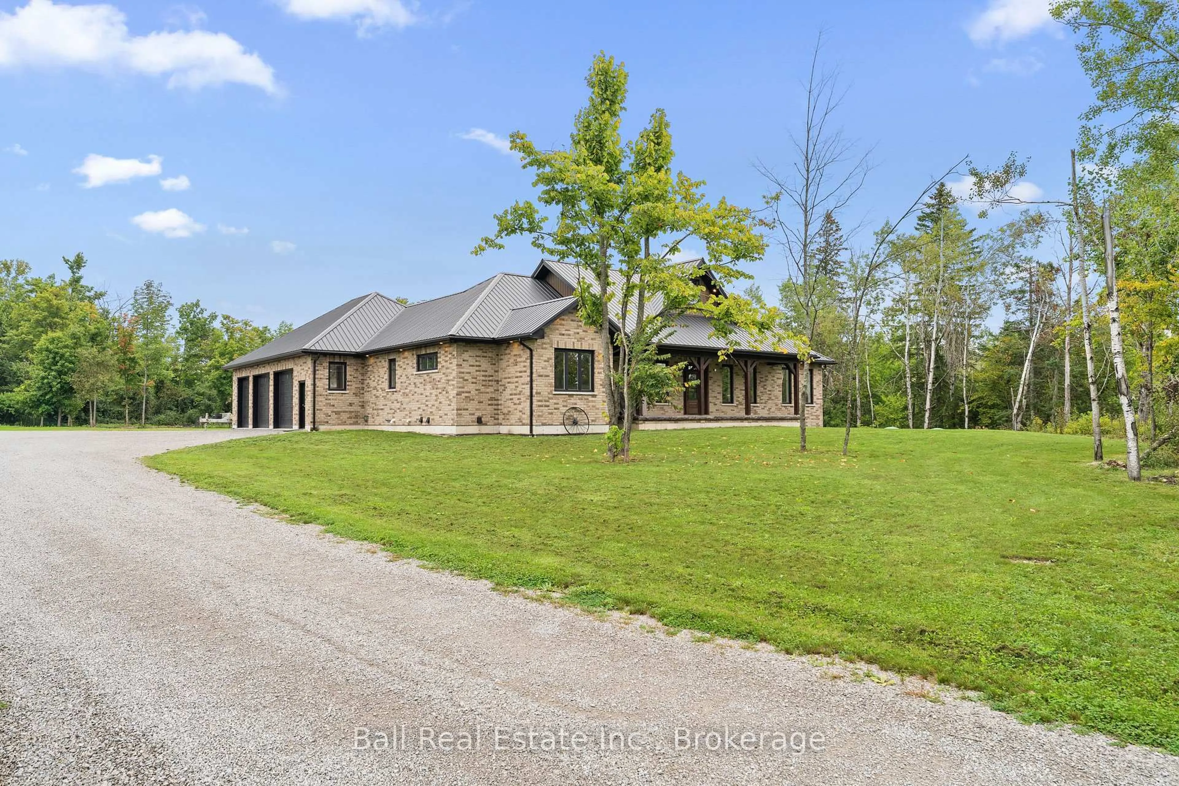 A pic from outside/outdoor area/front of a property/back of a property/a pic from drone, unknown for 149 Ellwood Cres, Trent Lakes Ontario K0M 1A0