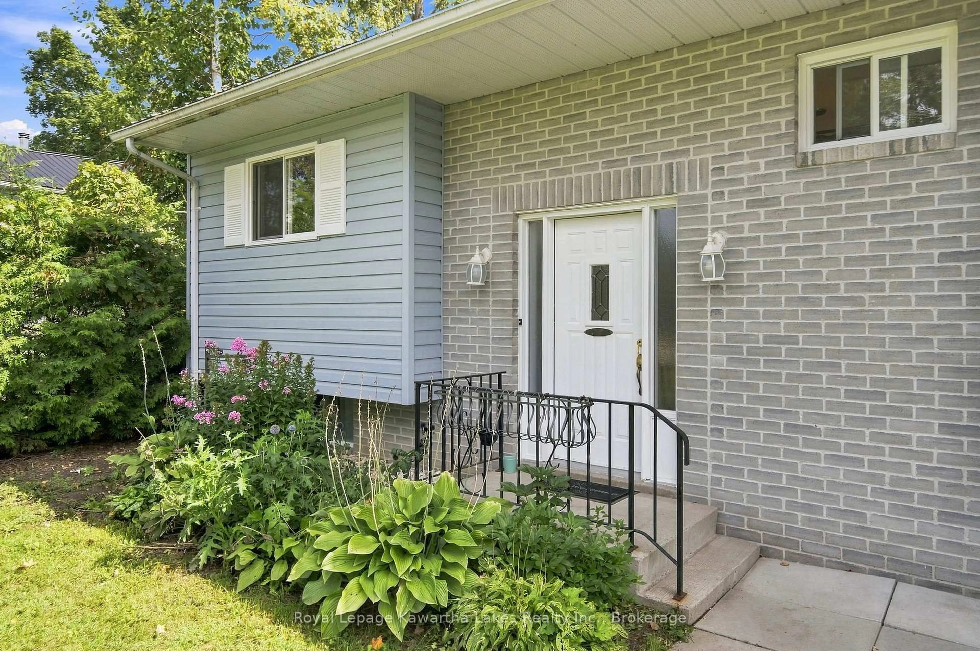 Unknown for 9 Richmond St, Kawartha Lakes Ontario K0M 2B0