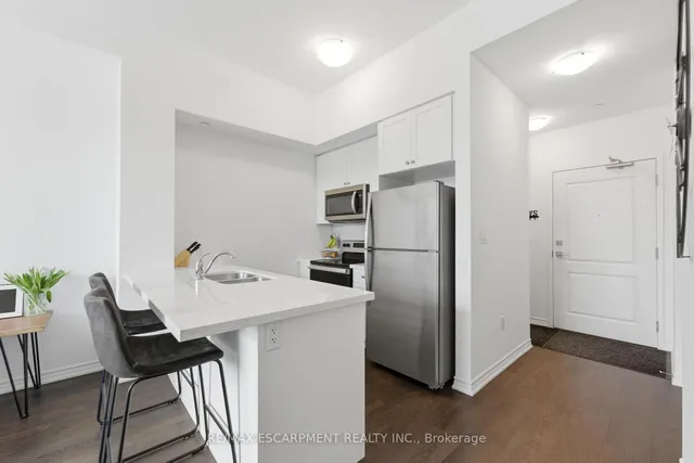 460 Dundas St #112, Hamilton 4