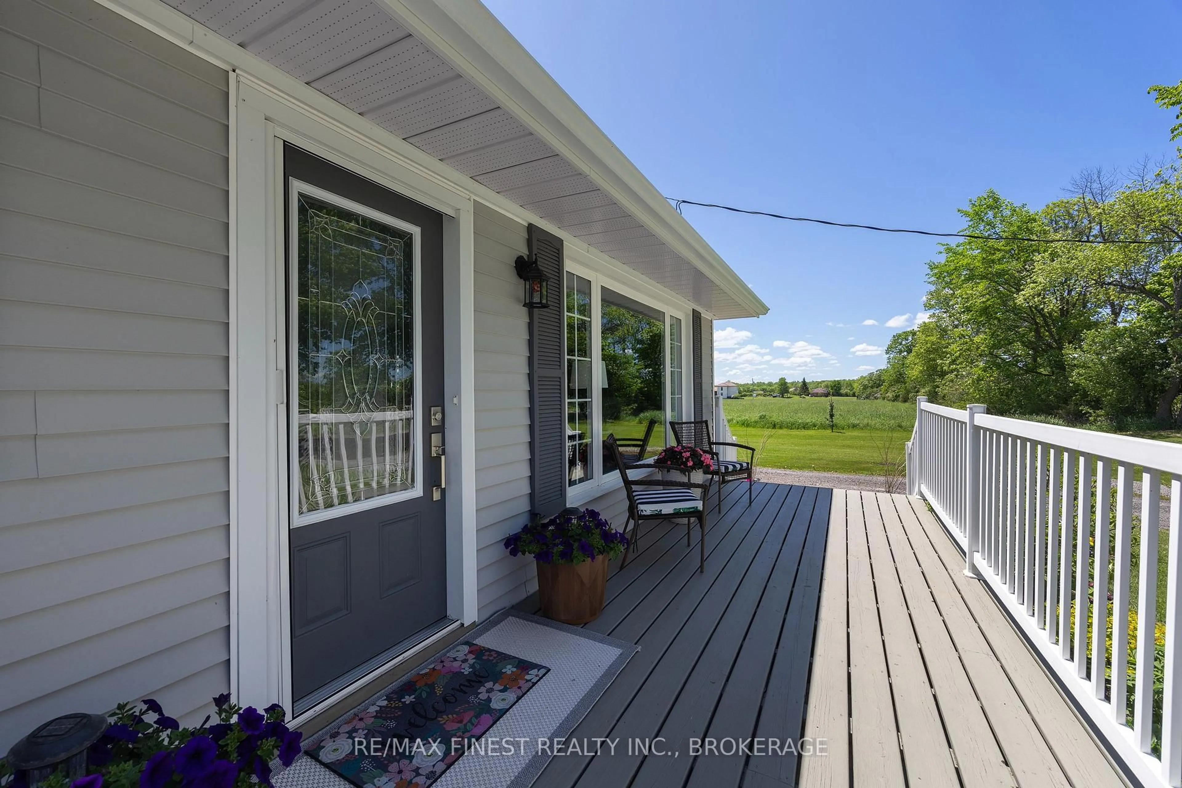 Unknown for 598 Petworth Rd, Yarker Ontario K0K 3N0