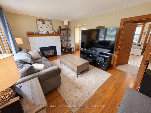 251 Francis St, Thunder Bay 2