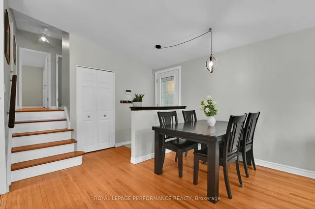 2376 Urbandale Dr, Ottawa 5