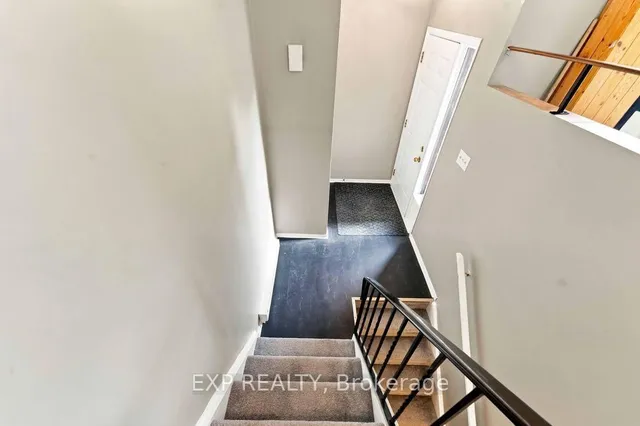 30A WOODVALE Green #30A, Ottawa 5