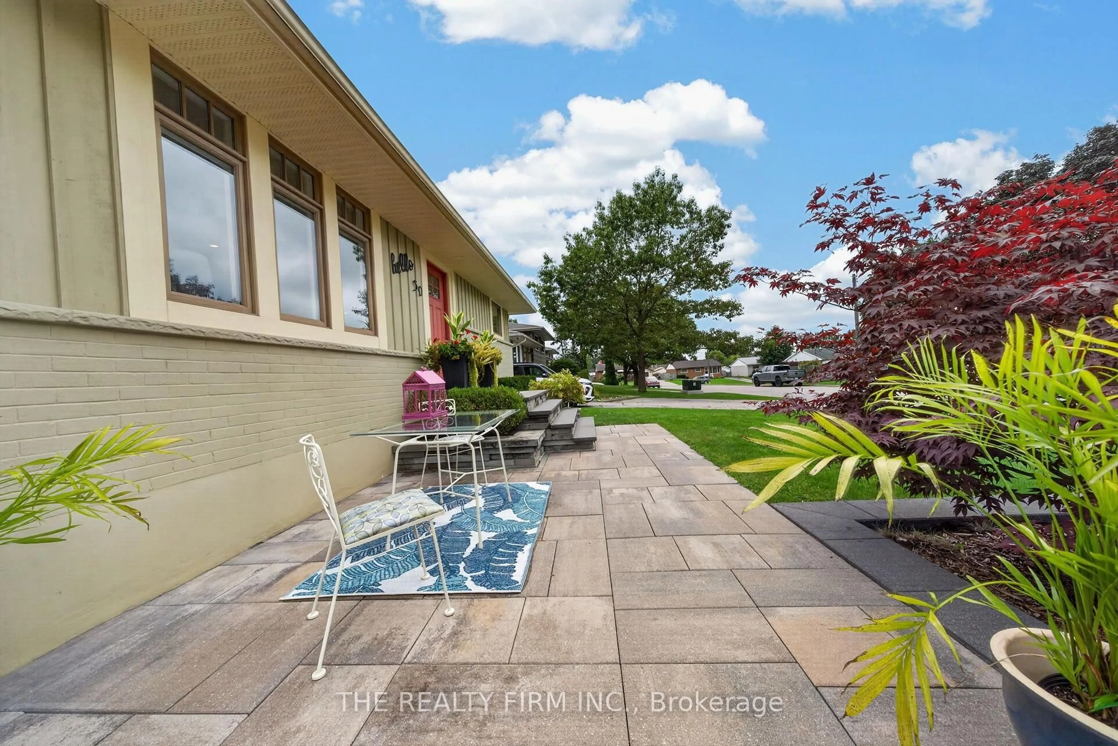 Patio, water/lake/river/ocean view for 50 Sparta St, St. Thomas Ontario N5R 5G9